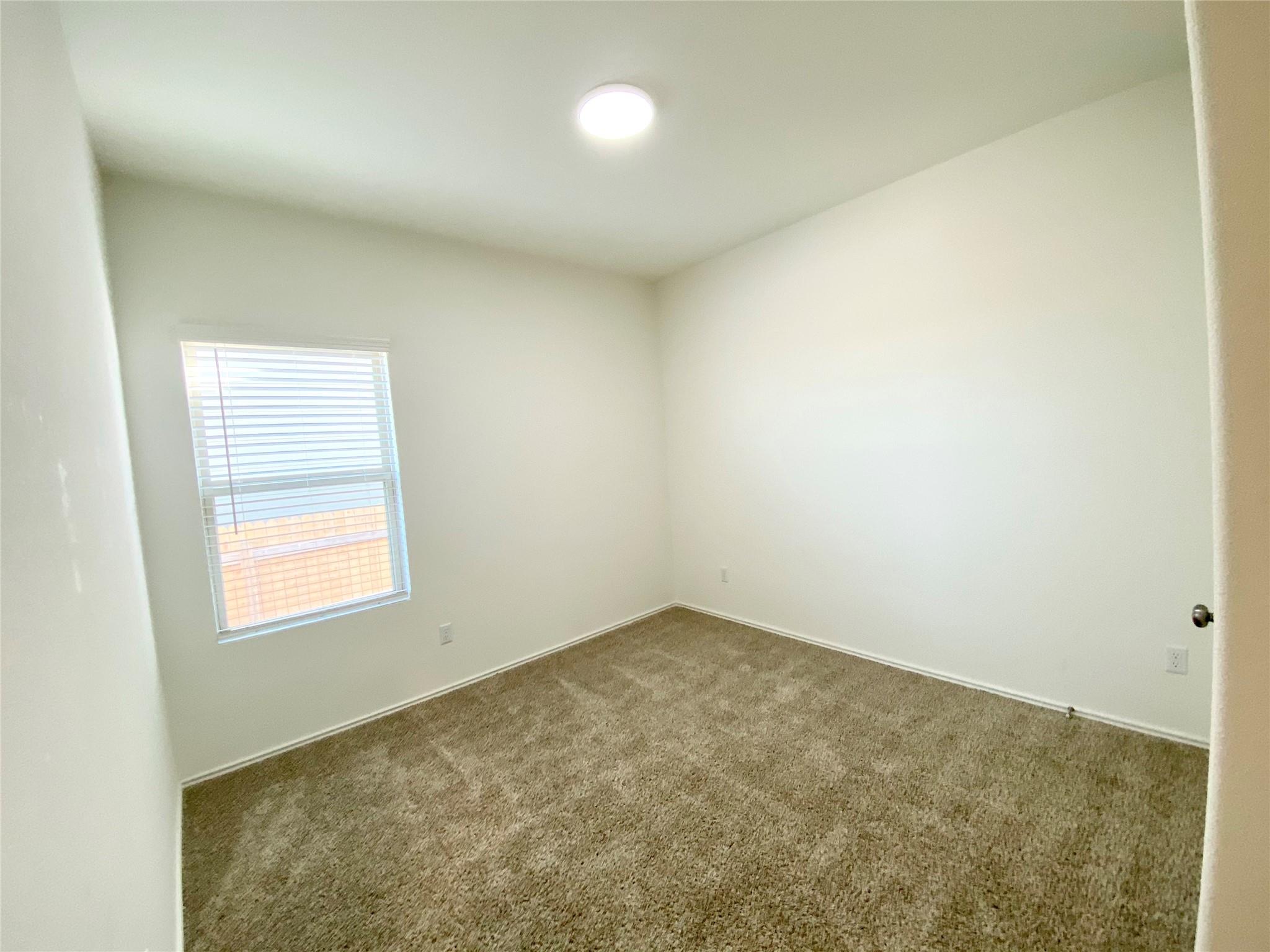 938 Circle Way, Jarrell, TX 76537