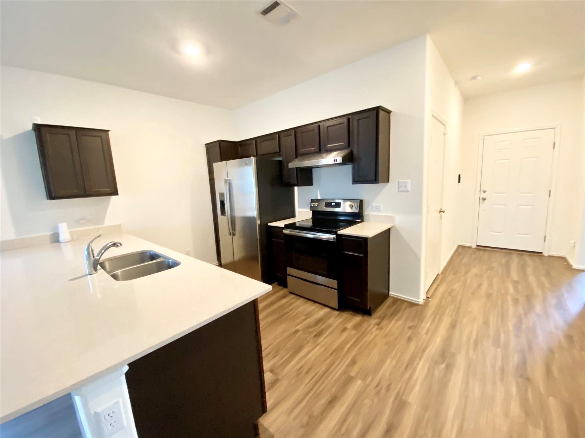 938 Circle Way, Jarrell, TX 76537