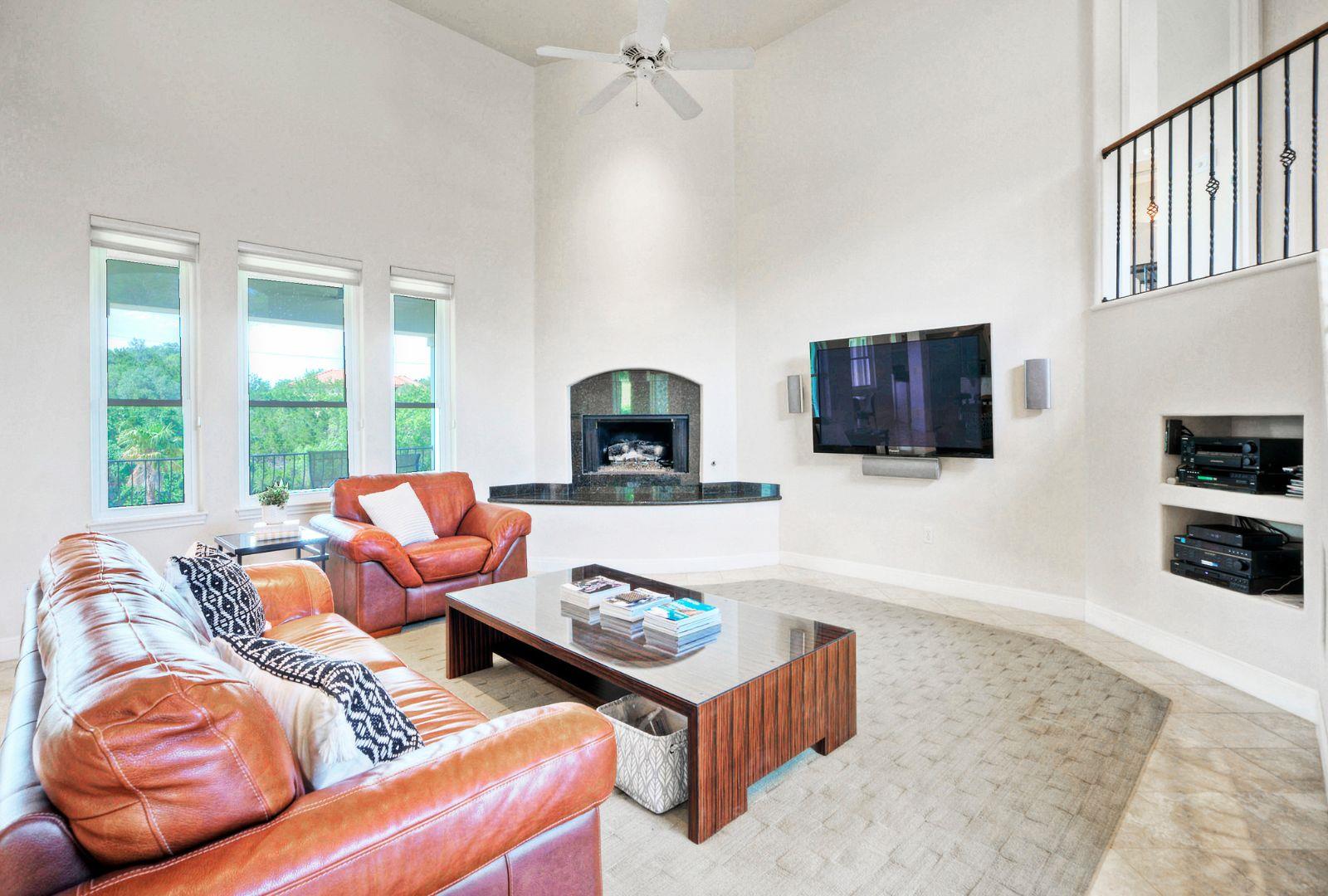 324 St Stephens School Rd S, Austin, TX 78746