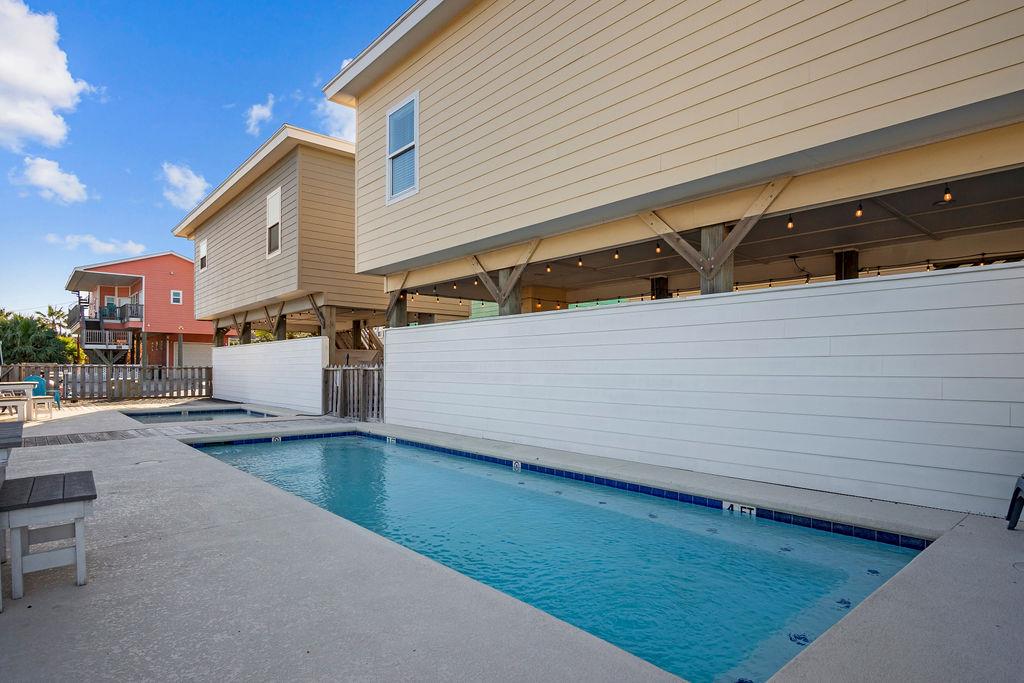 1924 S 11th St # 2, Port Aransas, TX 78373