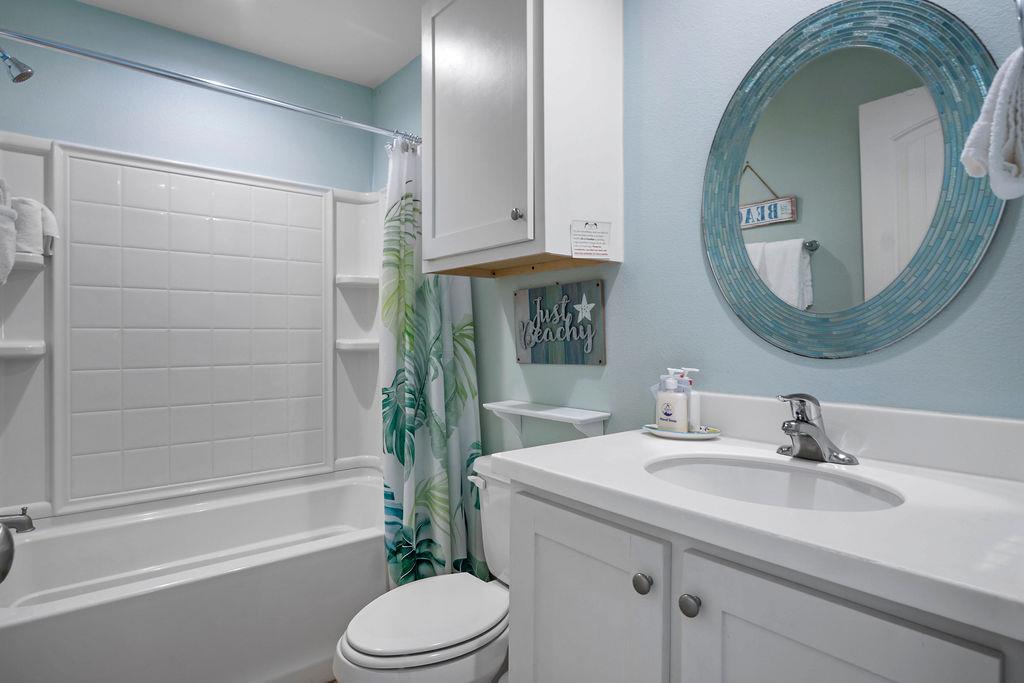 1924 S 11th St # 2, Port Aransas, TX 78373