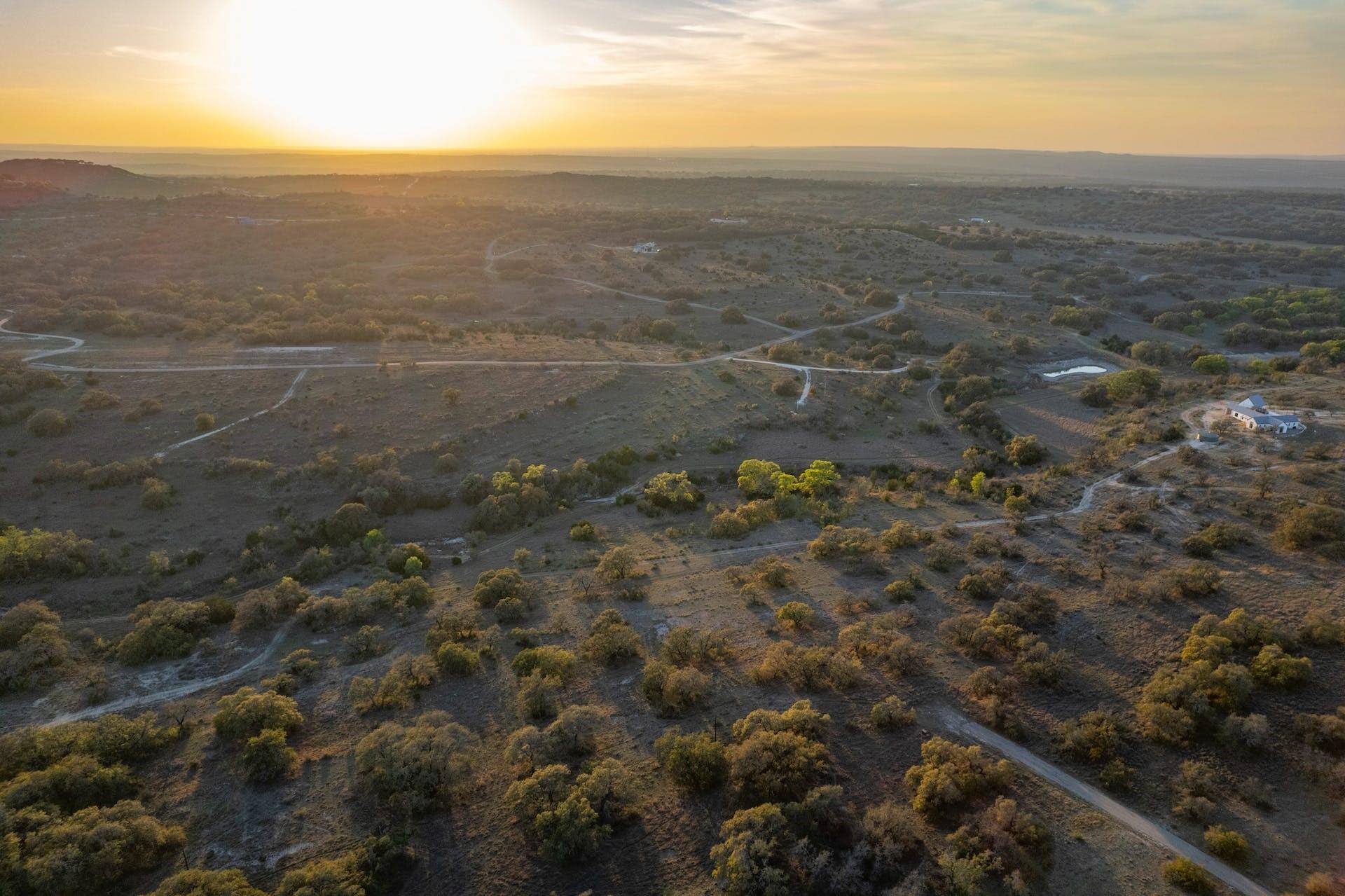 343 Cattle Creek Dr, Johnson City, TX 78636