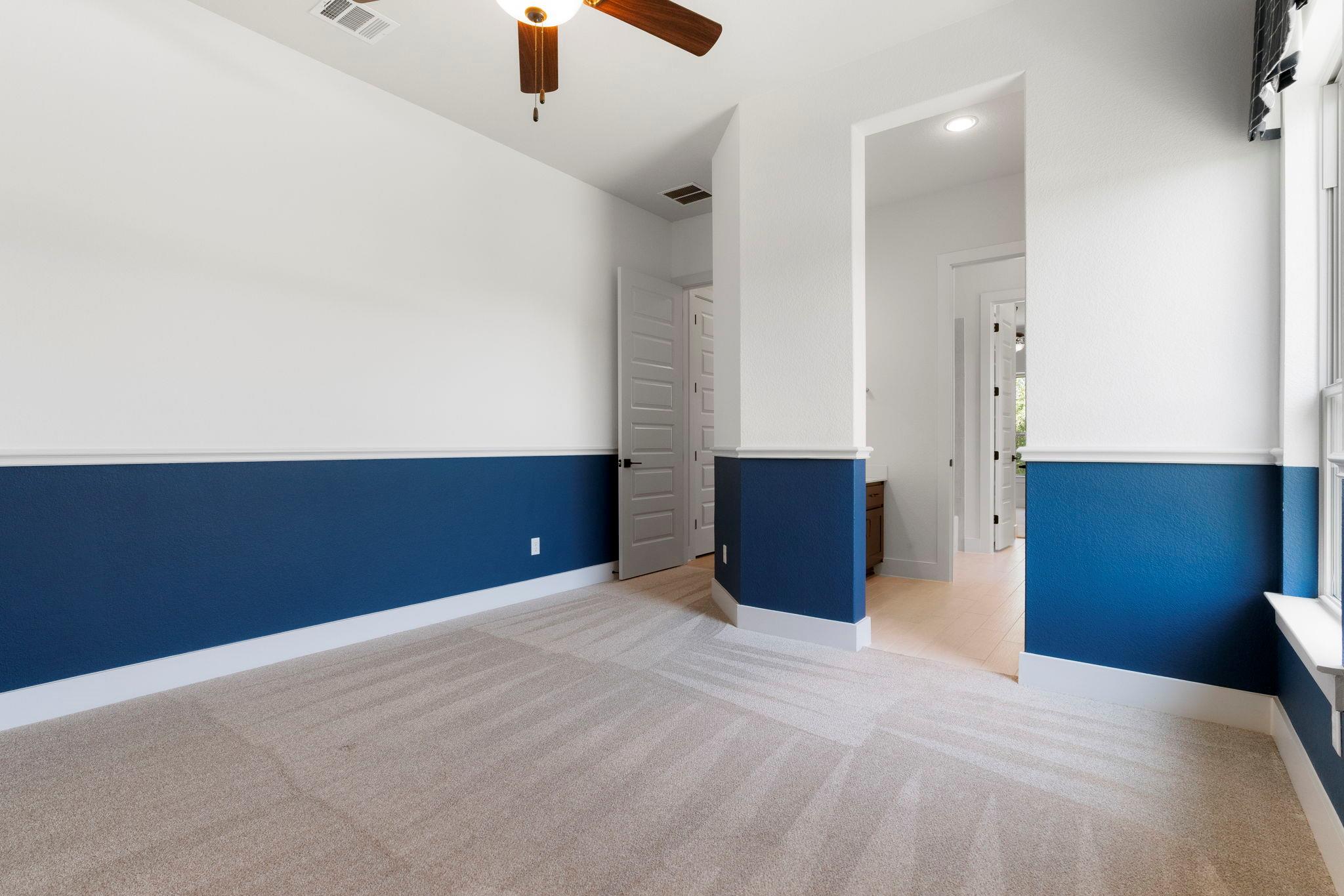 105 Council Oak Ct, Spicewood, TX 78669