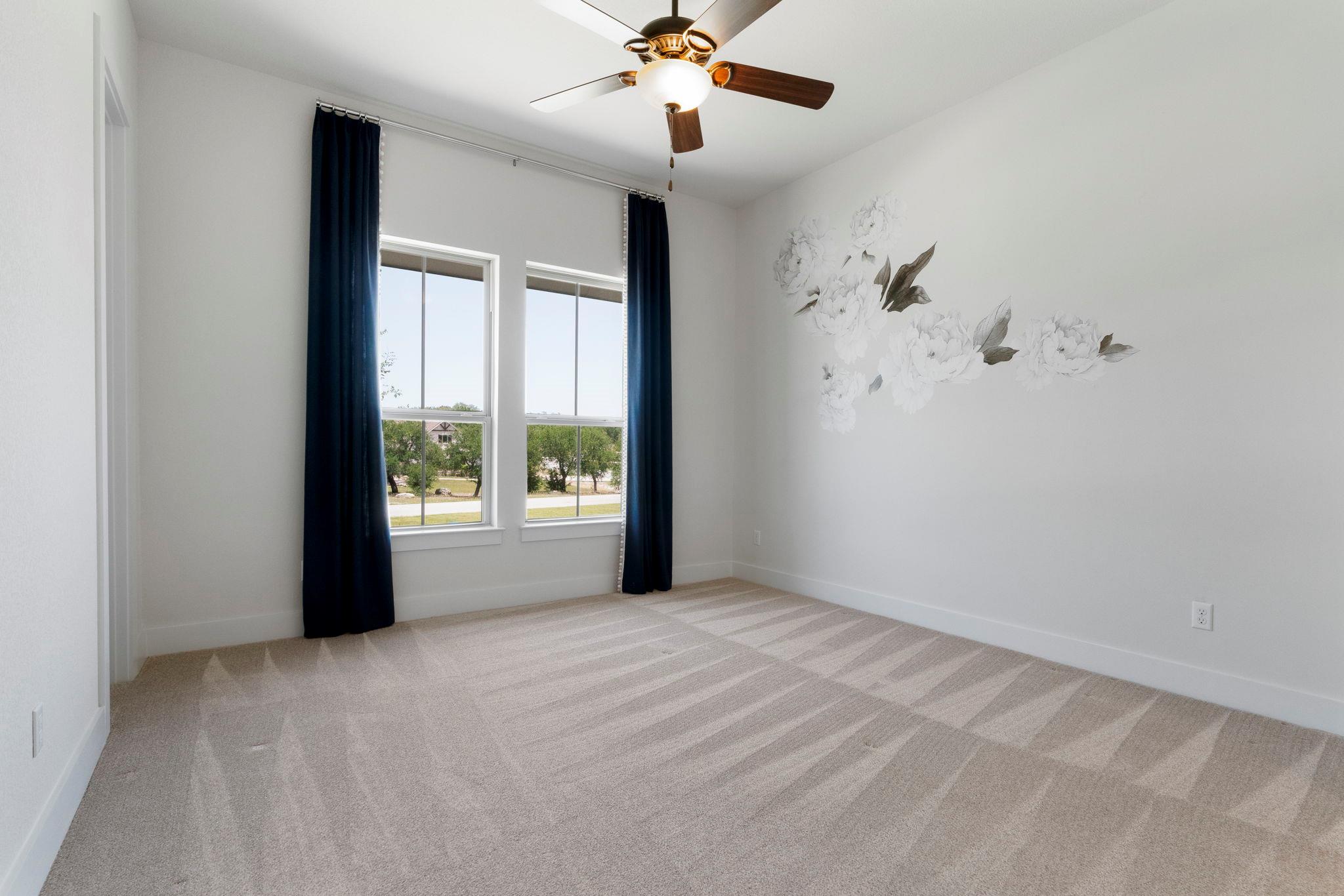 105 Council Oak Ct, Spicewood, TX 78669