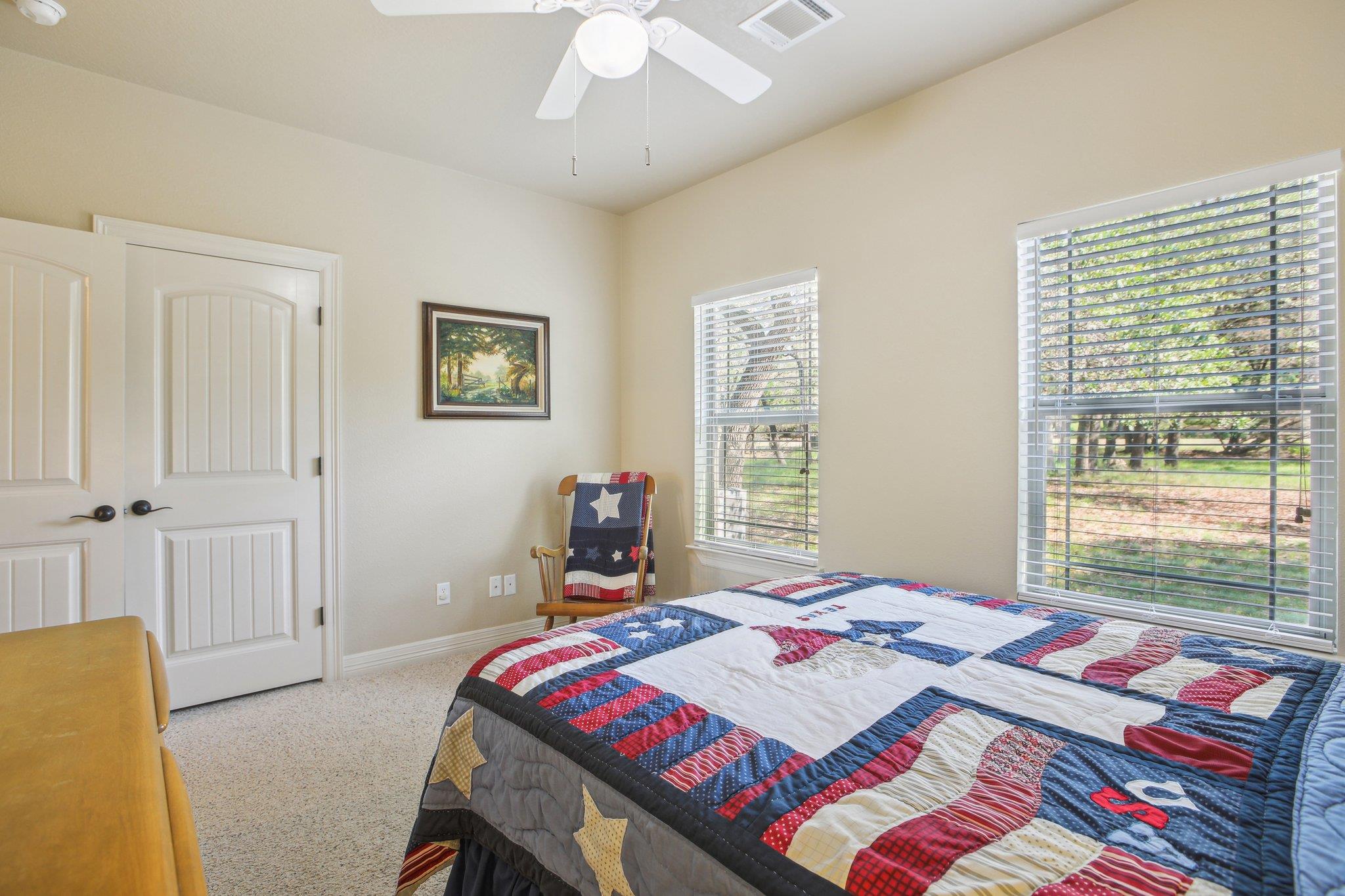 600 Augusta Cir N, Point Venture, TX 78645