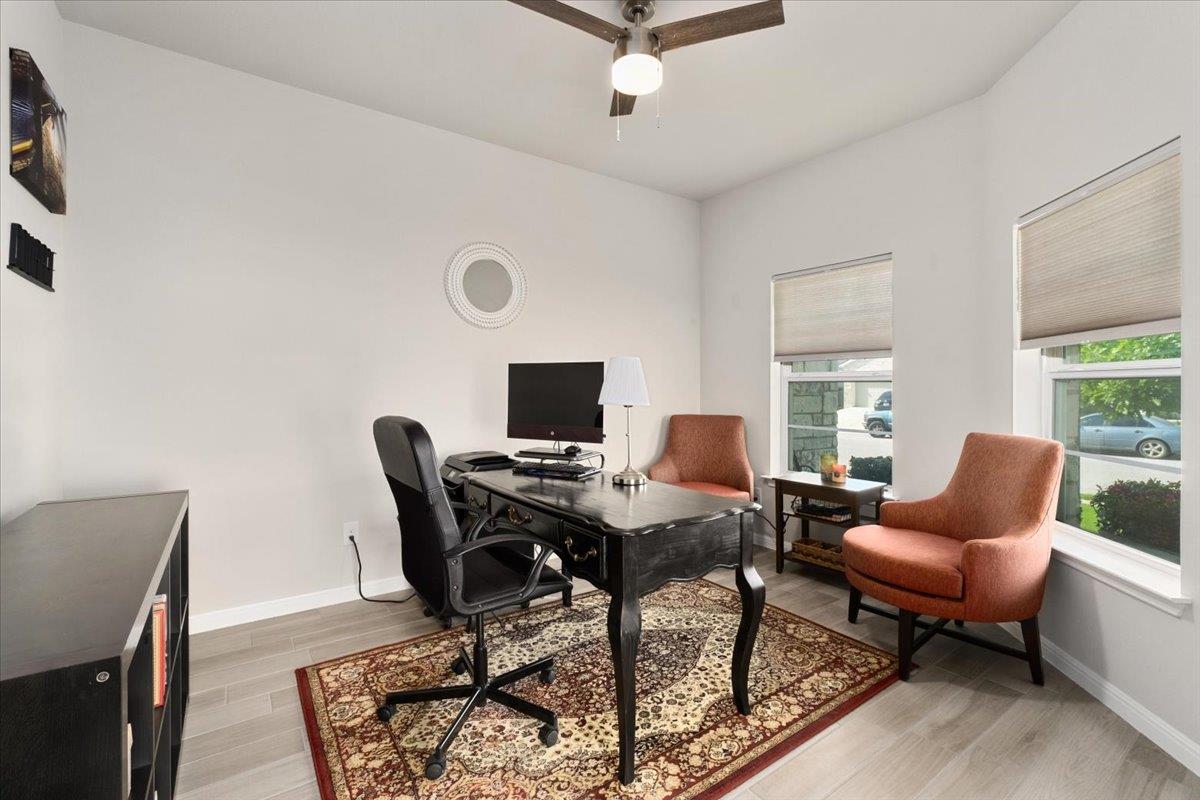 129 Lacey Oak Loop, San Marcos, TX 78666