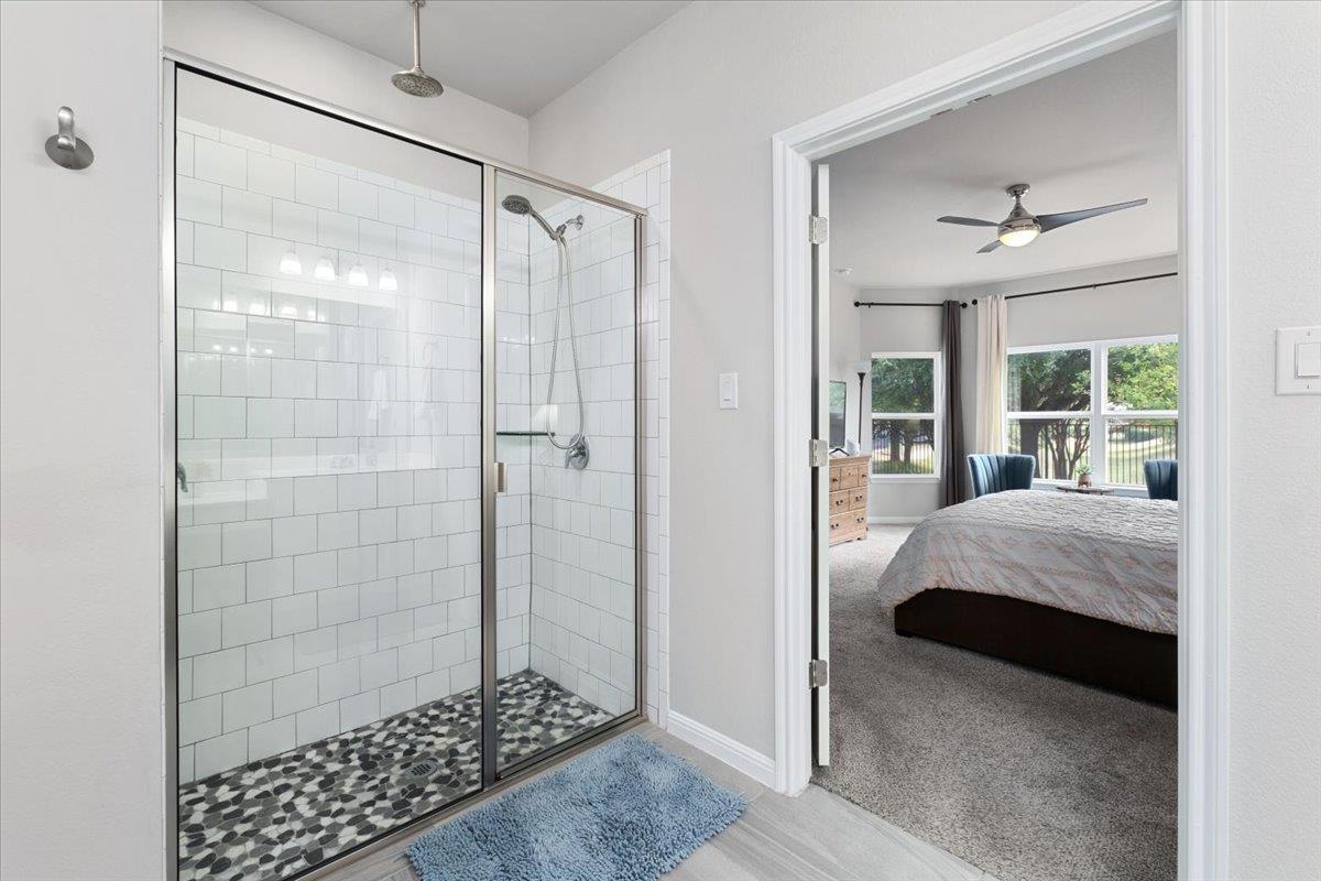 129 Lacey Oak Loop, San Marcos, TX 78666