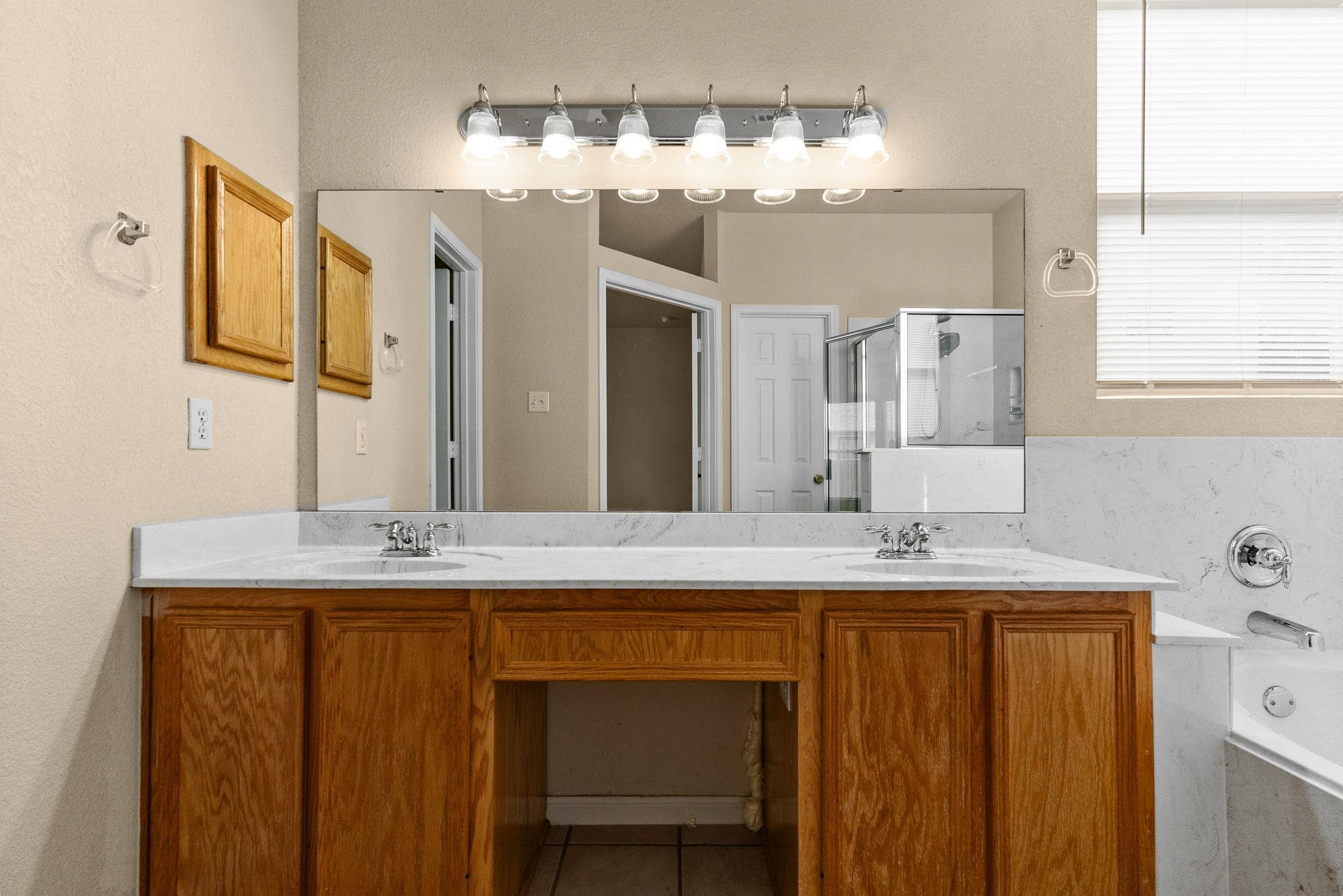 118 Lone Shadow Dr, Harker Heights, TX 76548