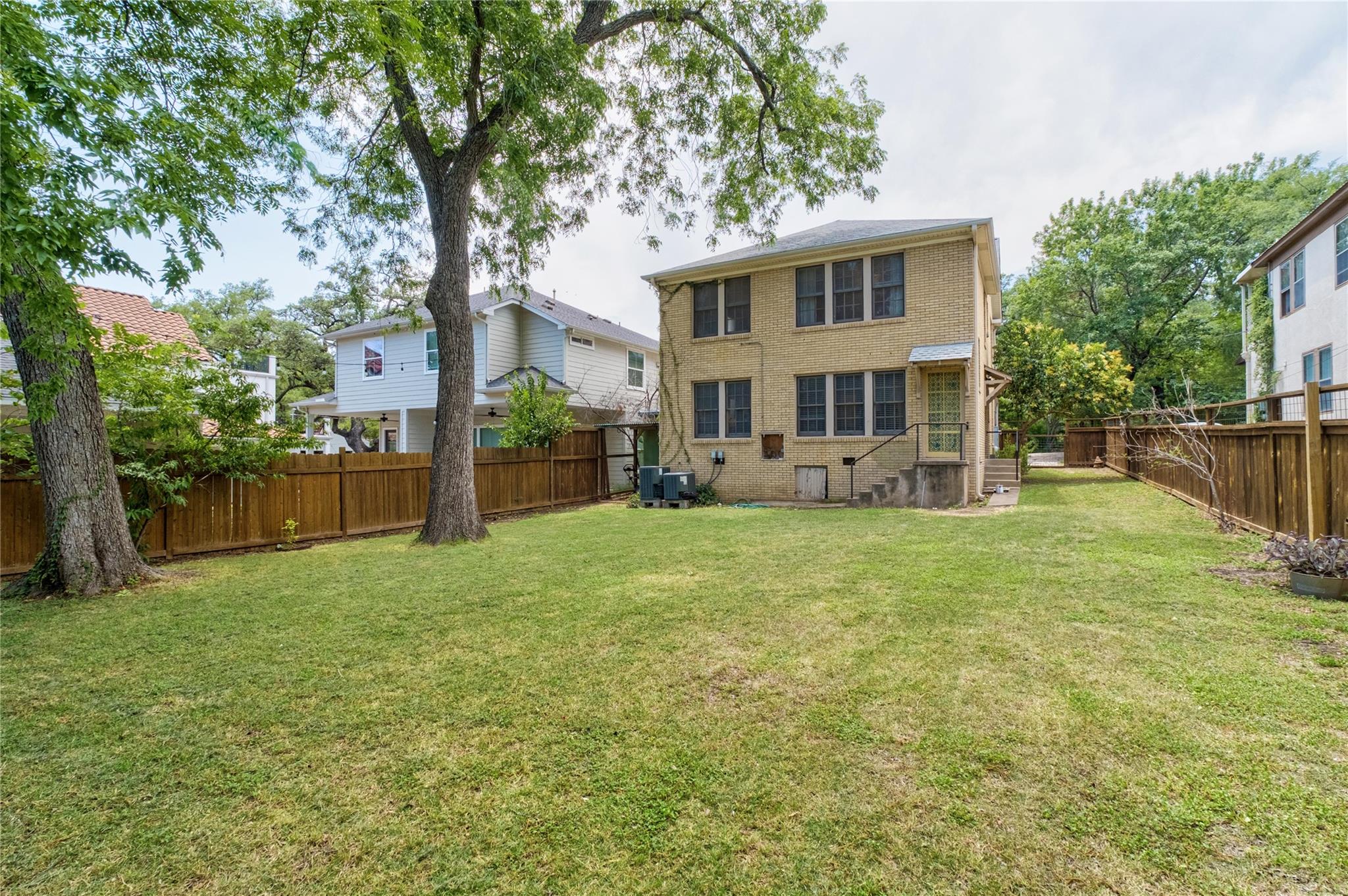 3209 Liberty St, Austin, TX 78705
