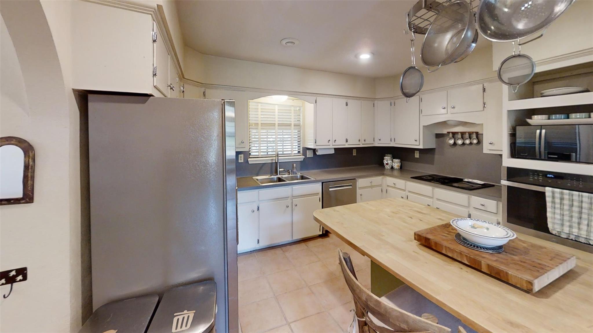 4006 Spanish Oak Ln, Dripping Springs, TX 78620