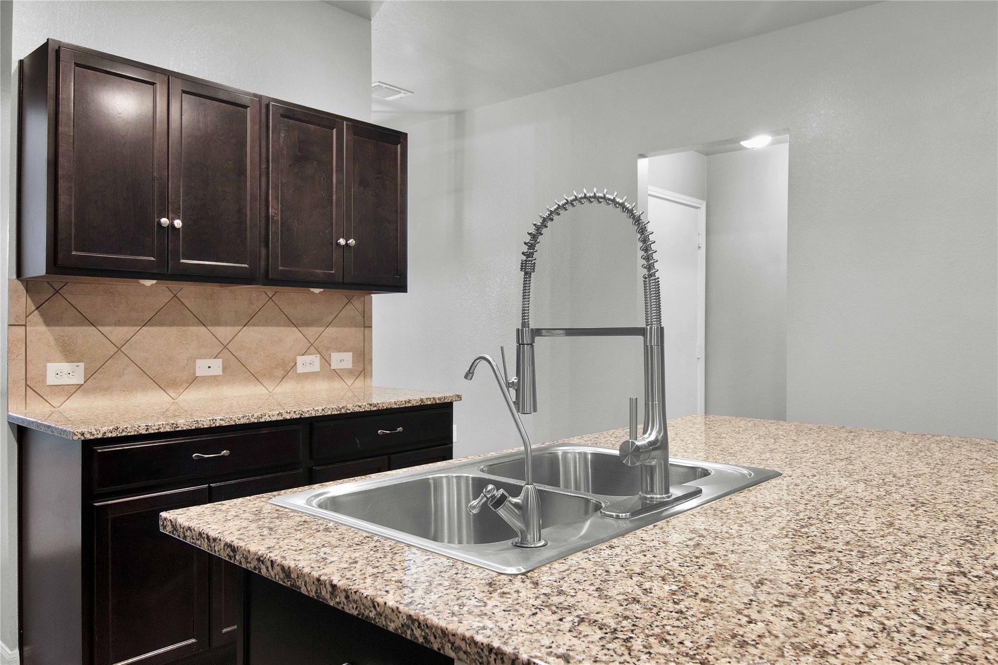 704 Red Tails Dr, Austin, TX 78725