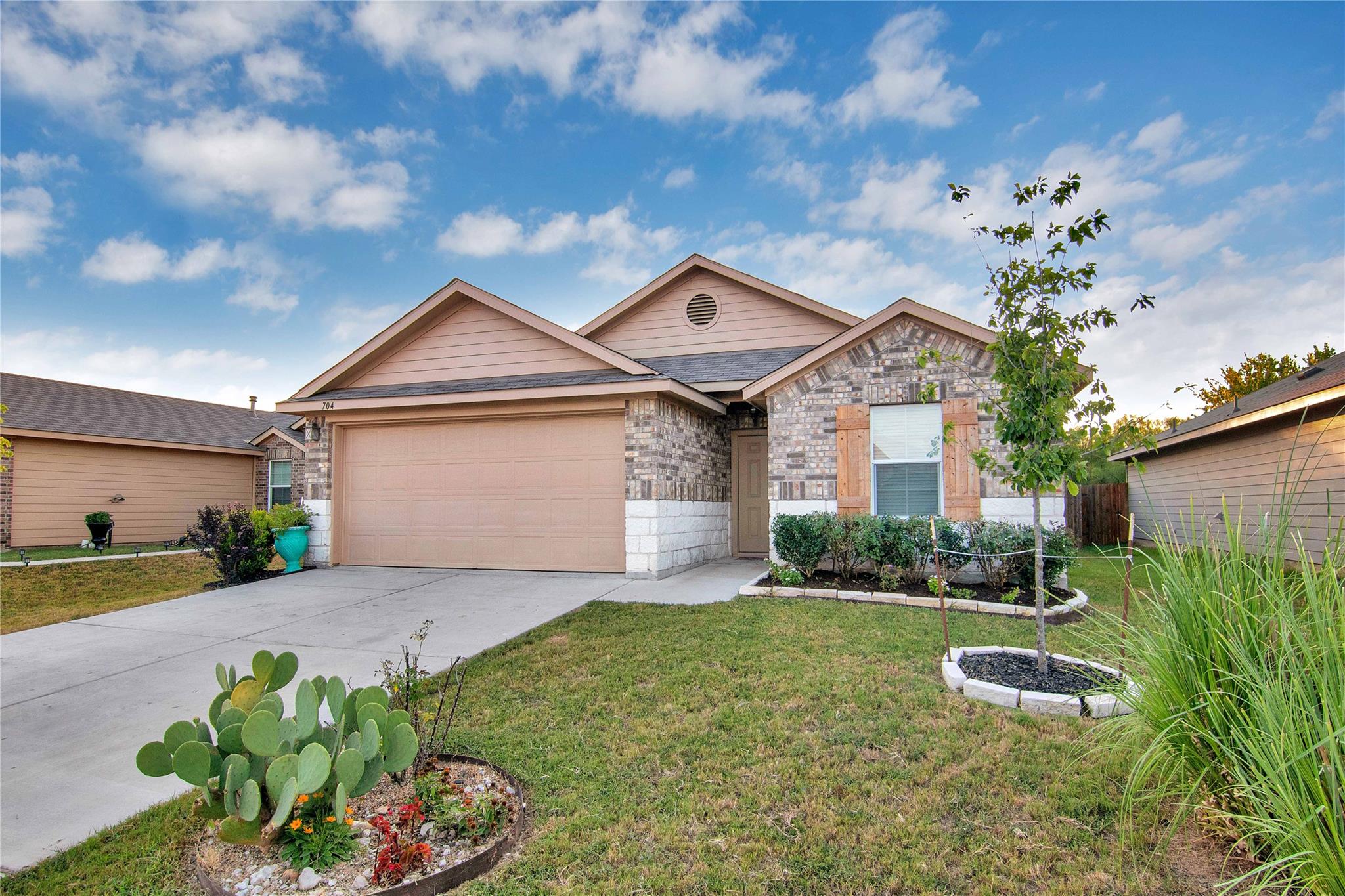704 Red Tails Dr, Austin, TX 78725