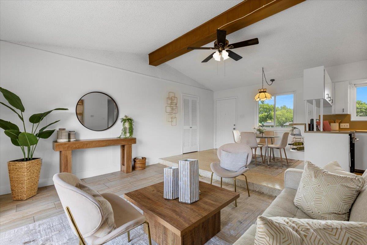 8900 Tina Ct, Austin, TX 78758