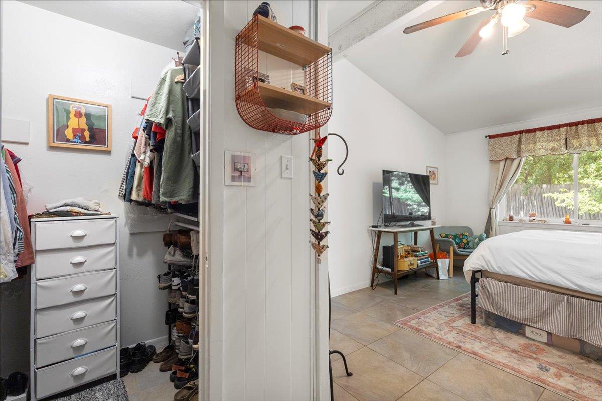 8900 Tina Ct, Austin, TX 78758