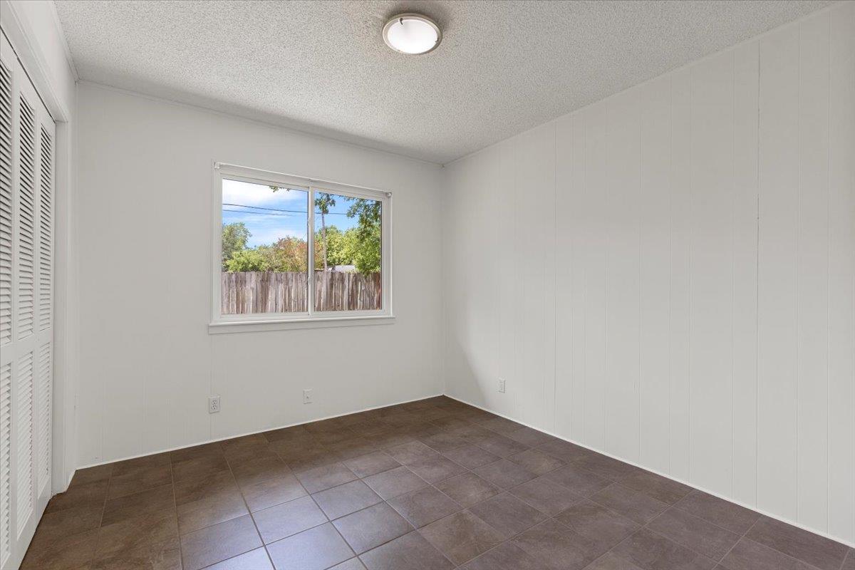 8900 Tina Ct, Austin, TX 78758