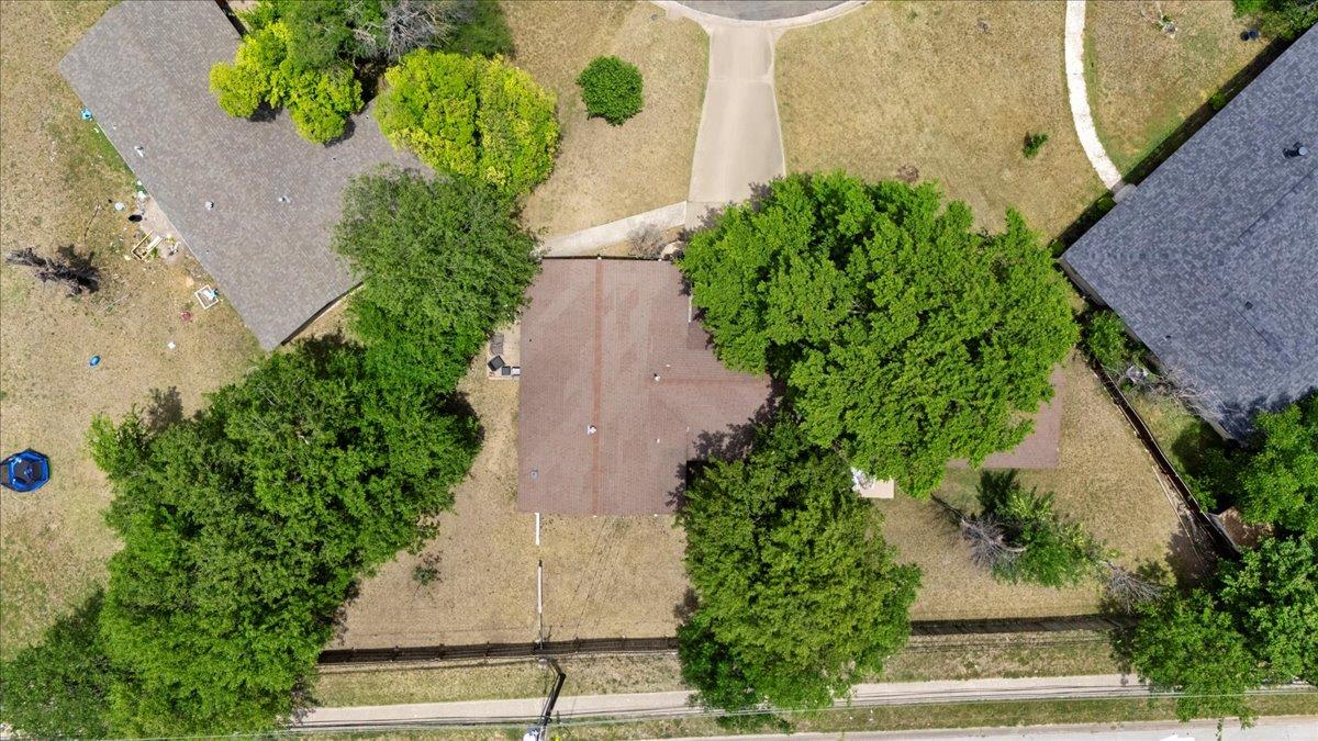 8900 Tina Ct, Austin, TX 78758