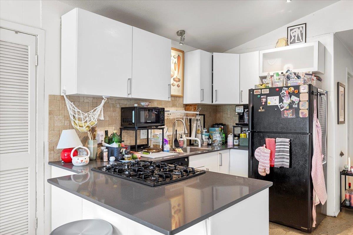8900 Tina Ct, Austin, TX 78758