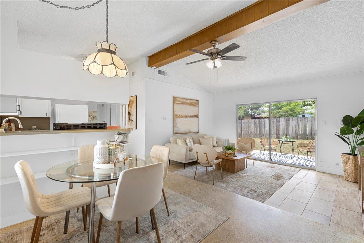 8900 Tina Ct, Austin, TX 78758