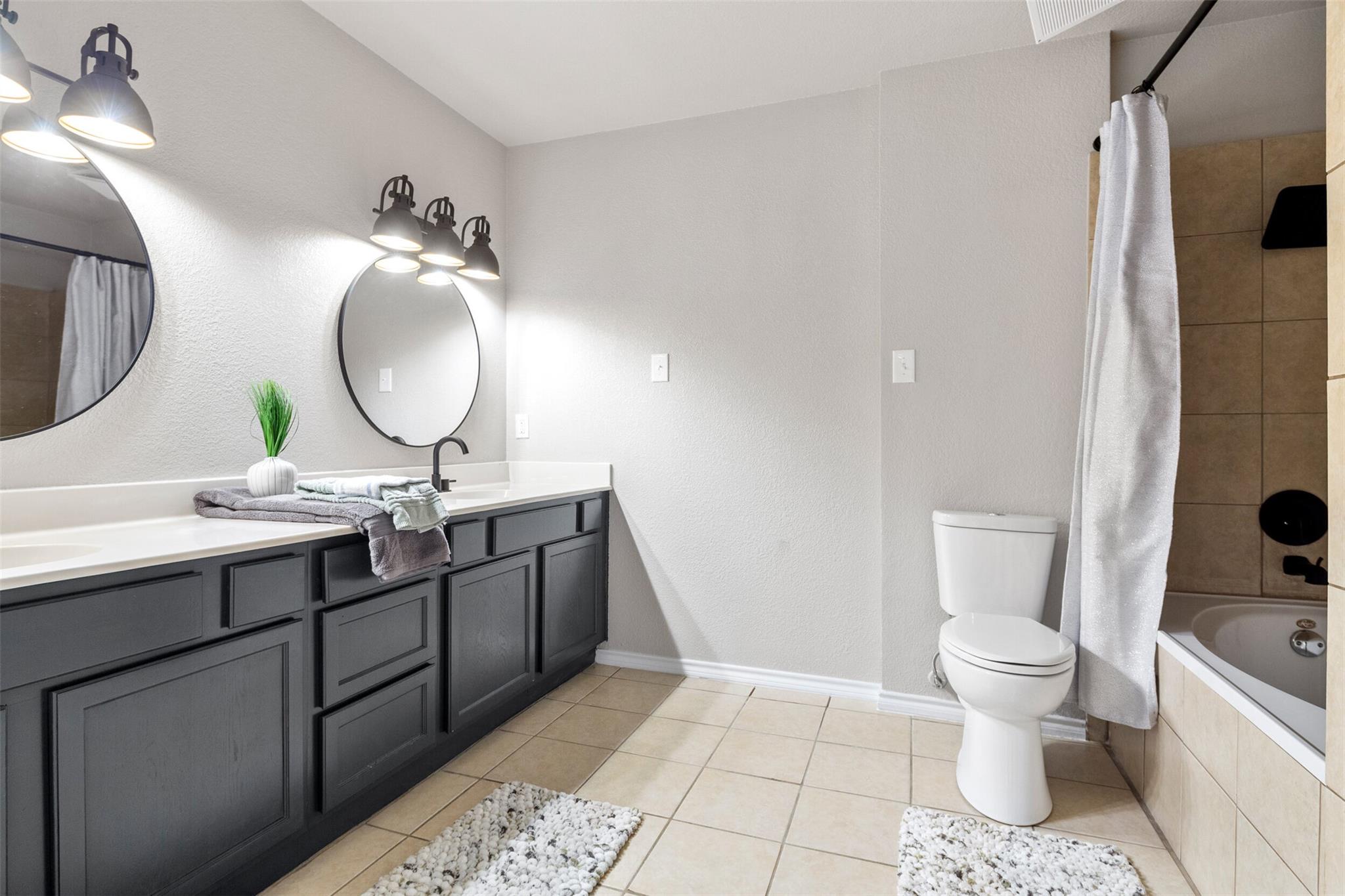 3 Happy Hollow Ln, Wimberley, TX 78676