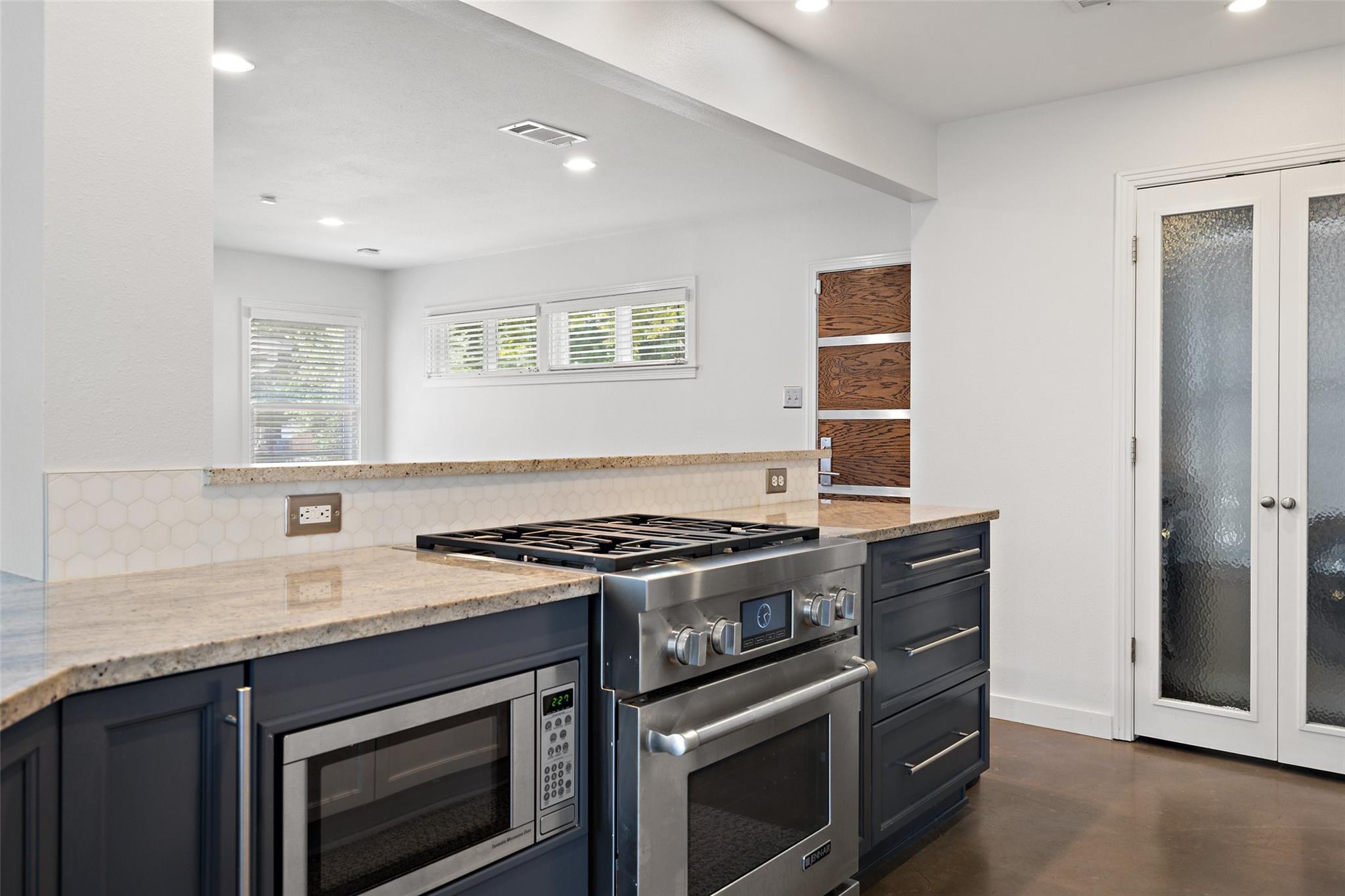 7517 Saint Louis St, Austin, TX 78757