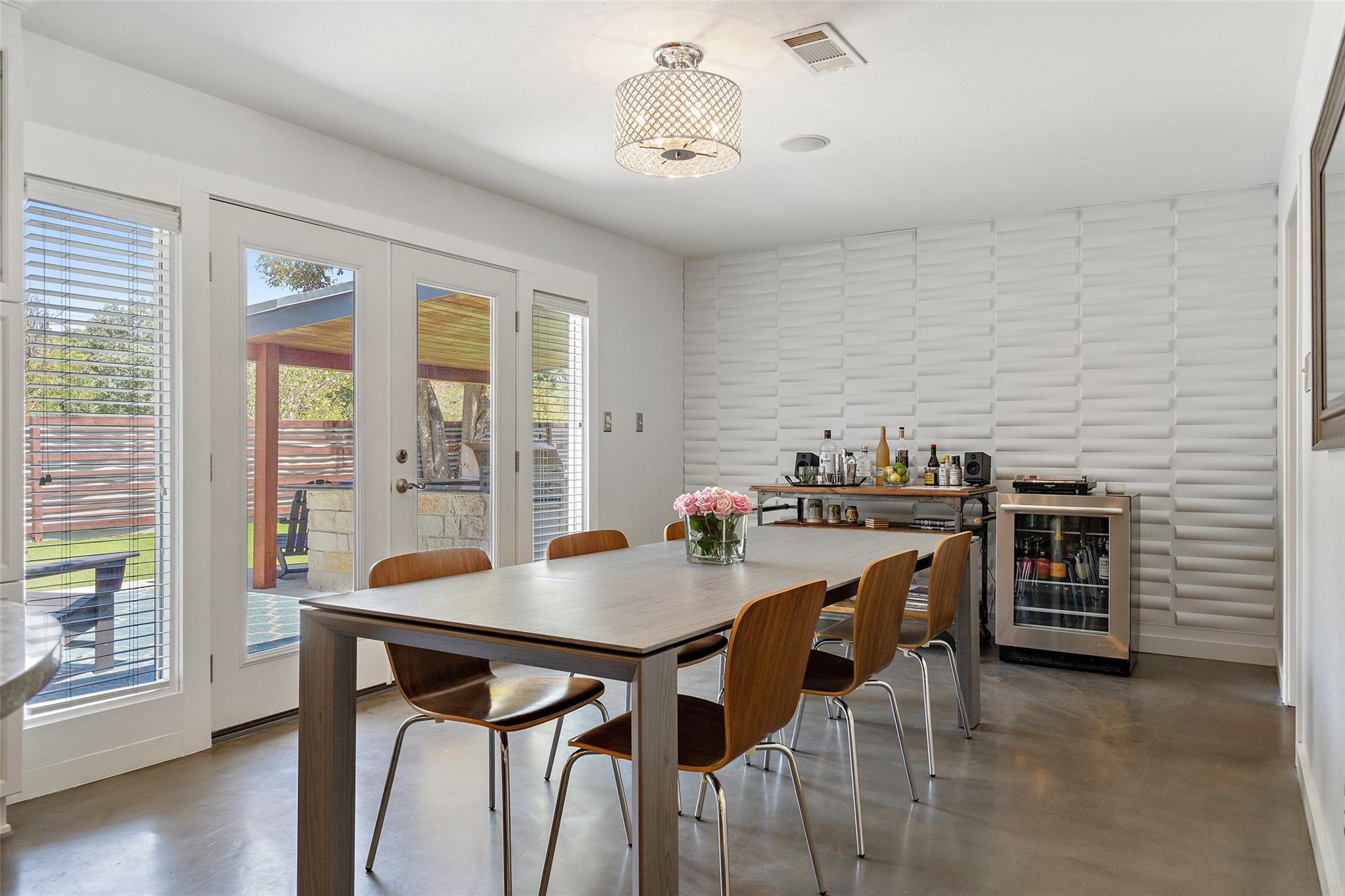 7517 Saint Louis St, Austin, TX 78757