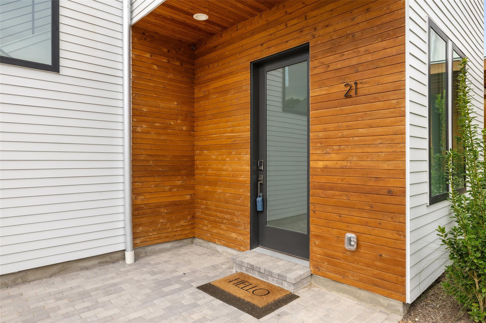 900 S 2nd St # 21, Austin, TX 78704