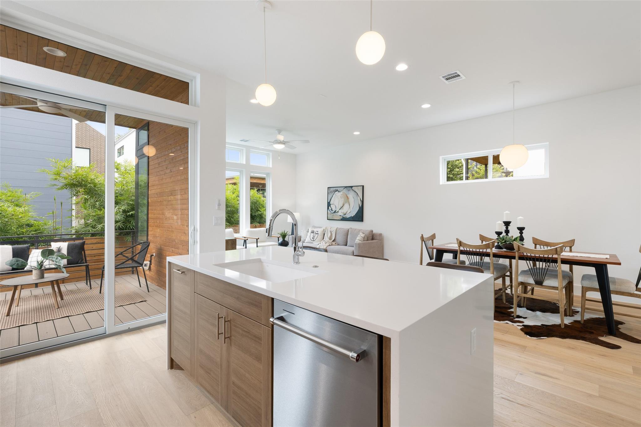 900 S 2nd St # 21, Austin, TX 78704