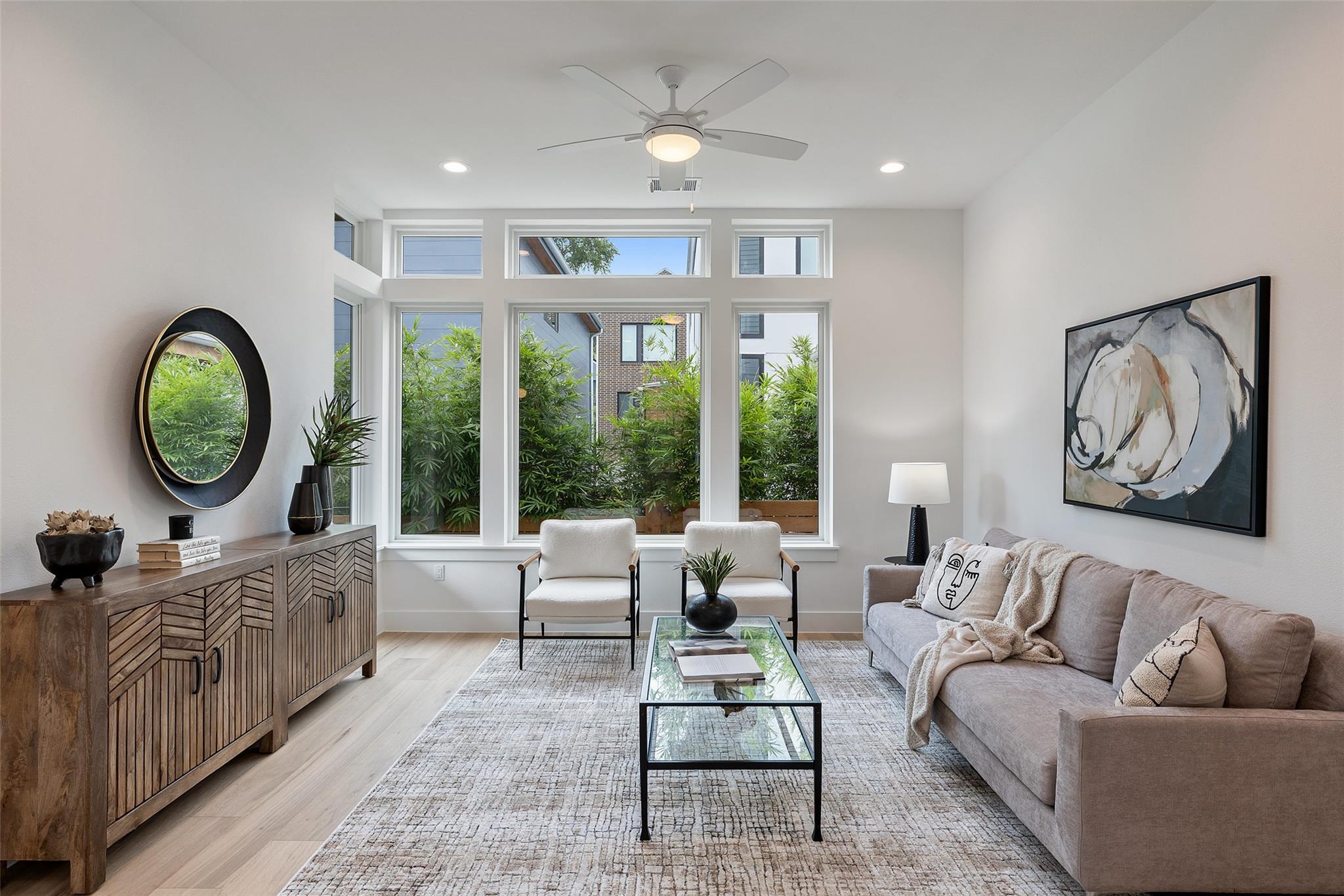 900 S 2nd St # 21, Austin, TX 78704