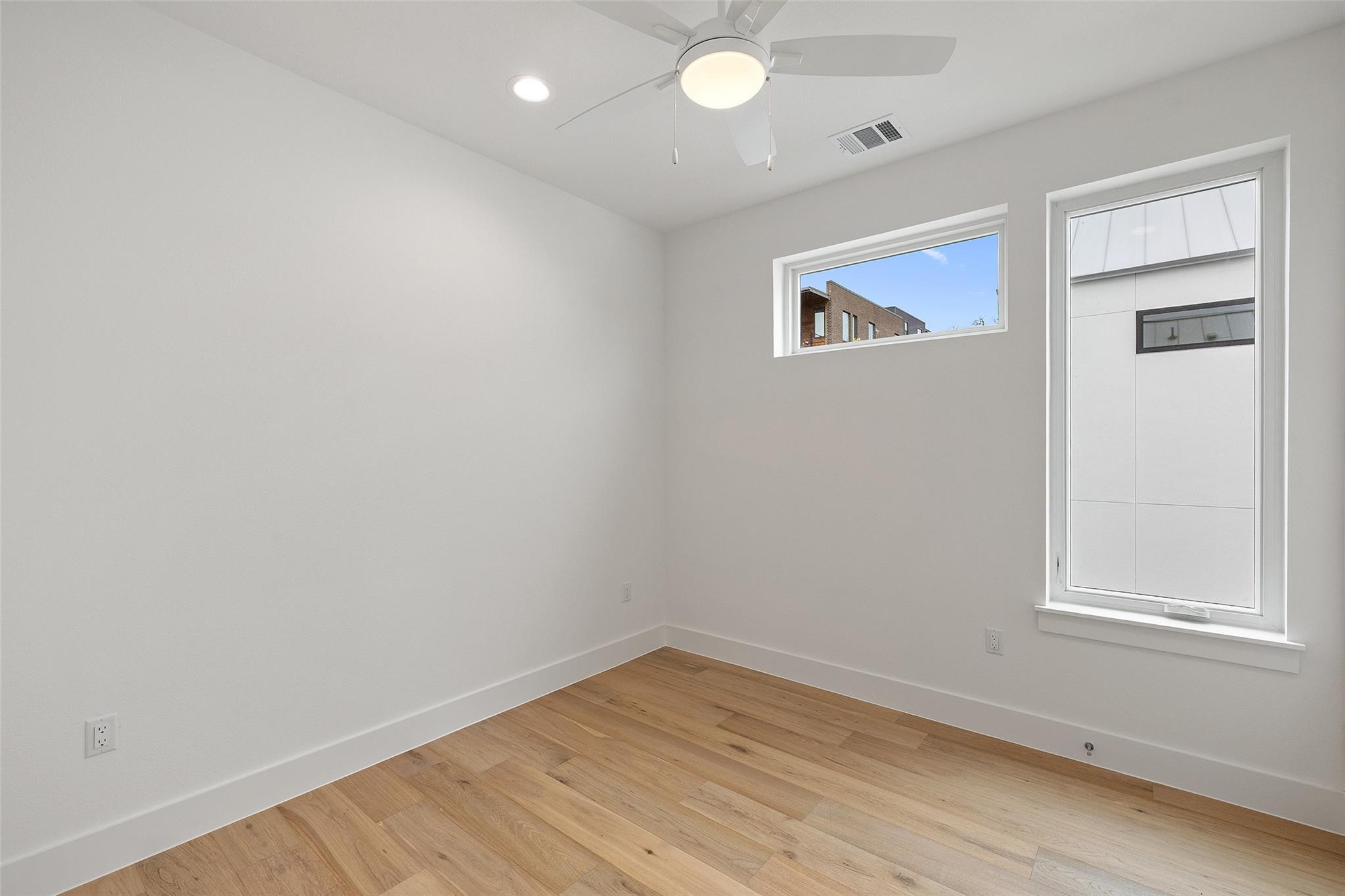 900 S 2nd St # 21, Austin, TX 78704