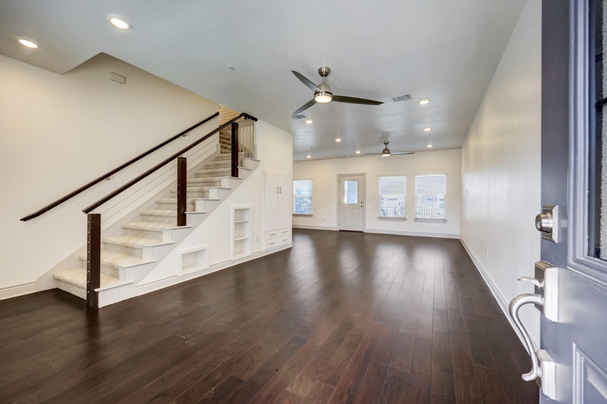 2105 Tiger Trl # 302, Round Rock, TX 78665