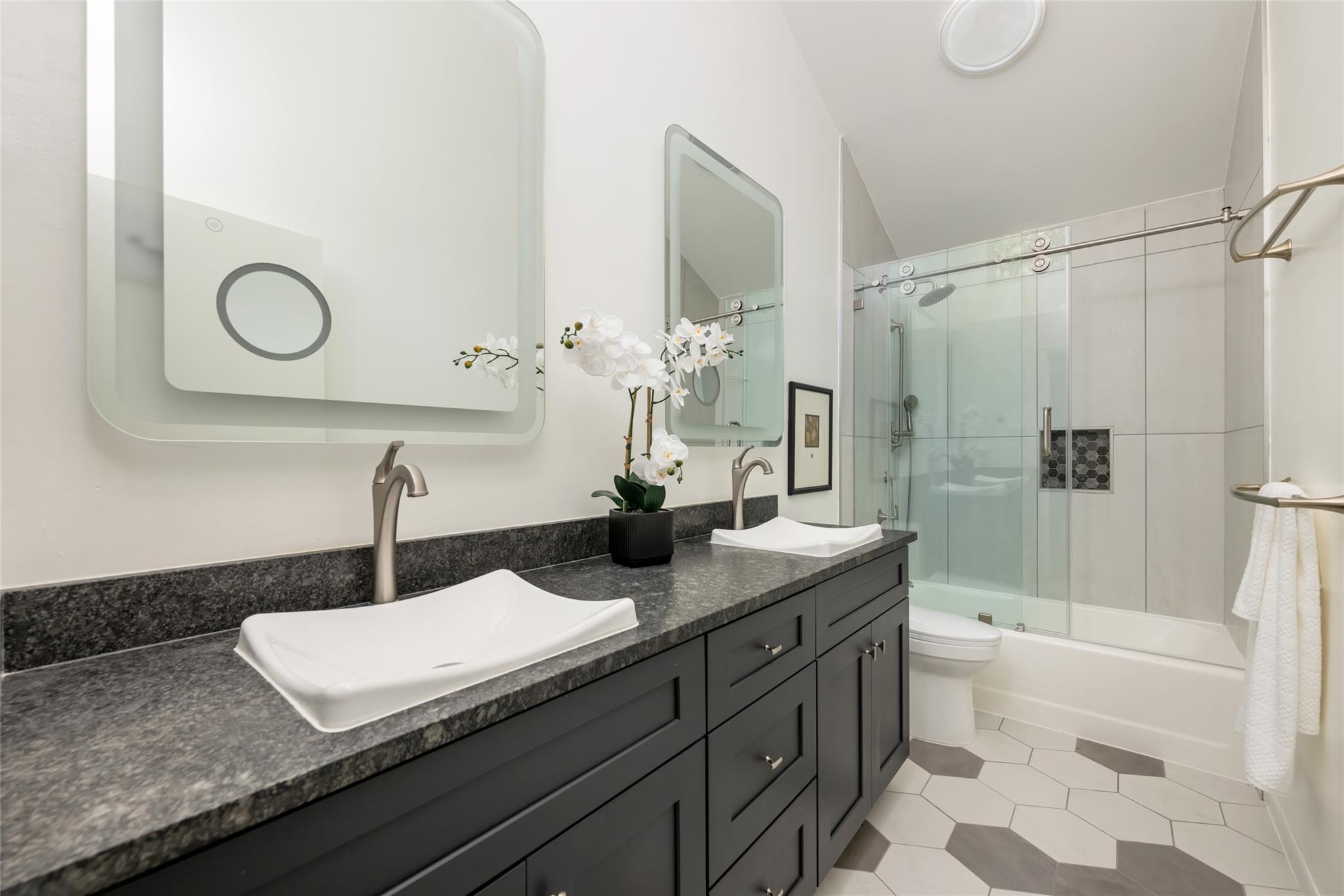 5902 Tumbling Cir, Austin, TX 78731