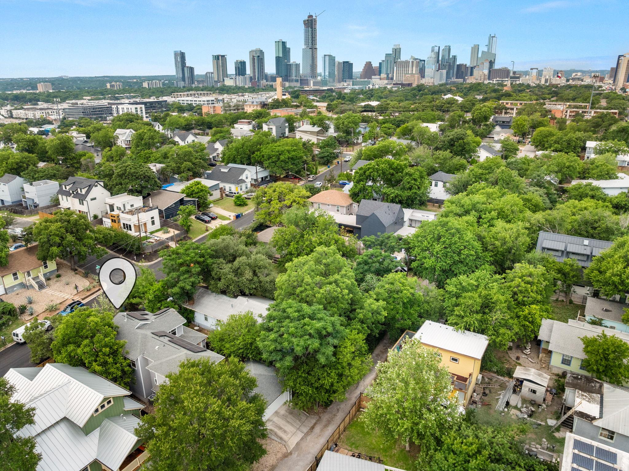2100 E 10th St, Austin, TX 78702