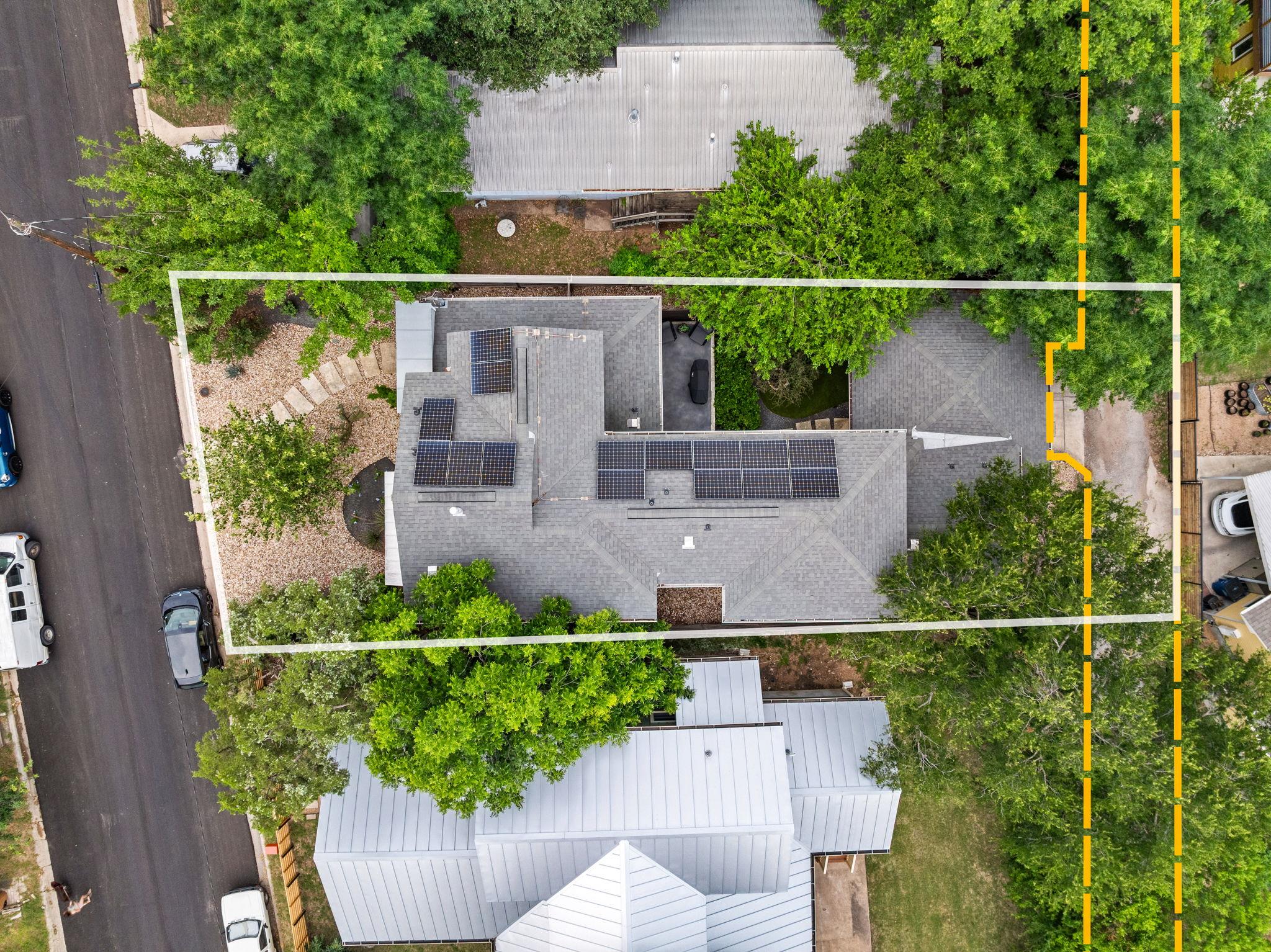 2100 E 10th St, Austin, TX 78702