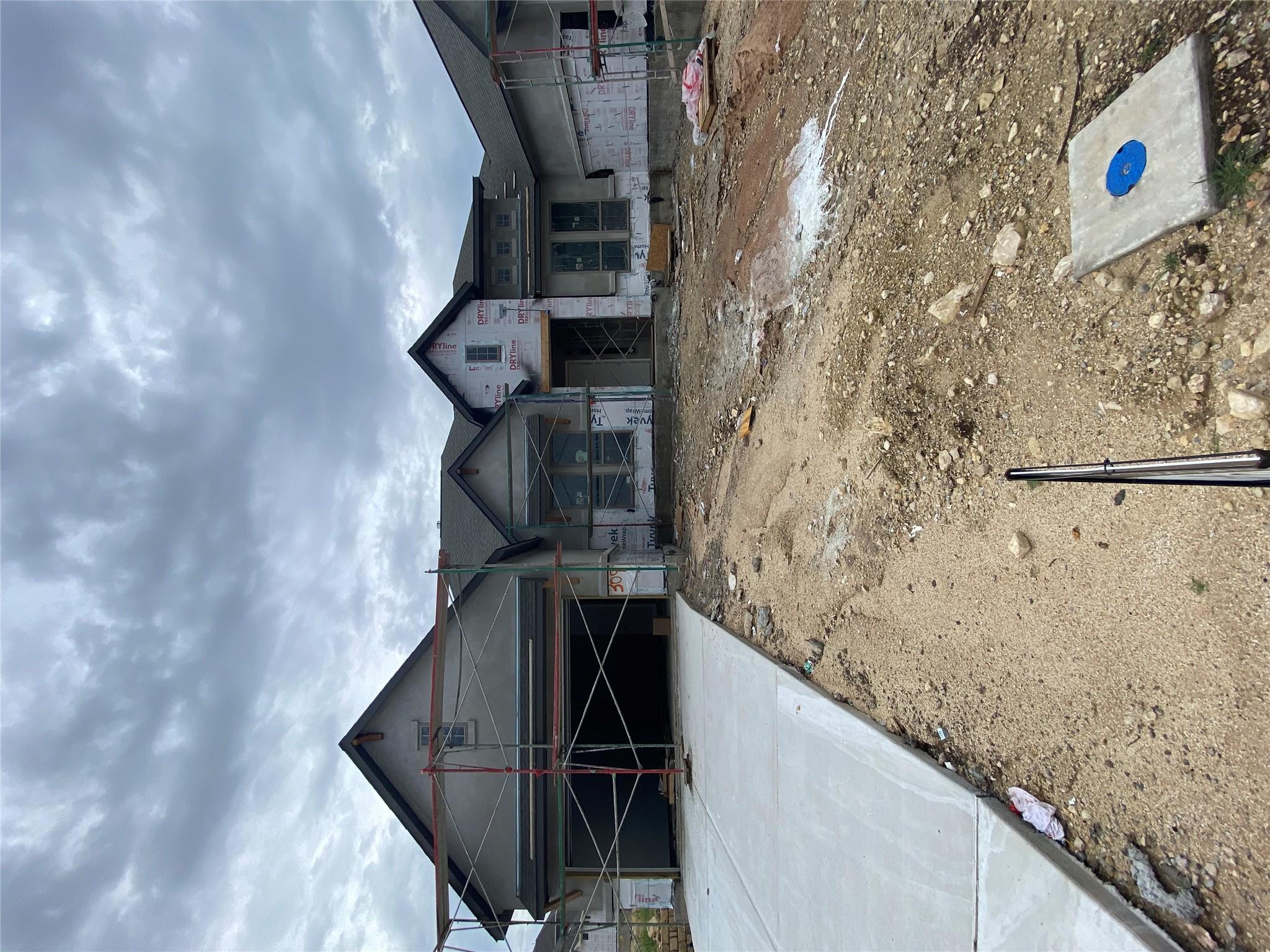 309 Yaklin Dr, Liberty Hill, TX 78642