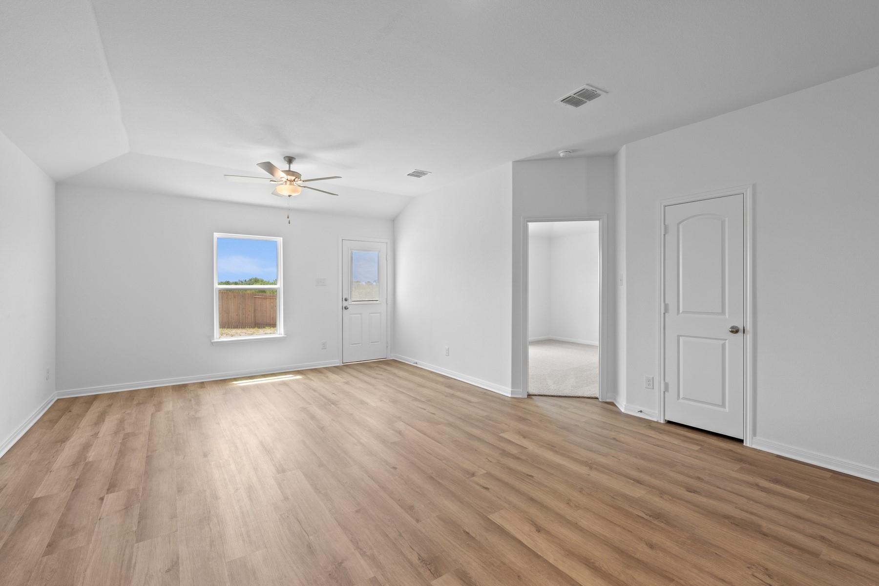 314 Low Pasture Trl, Maxwell, TX 78656