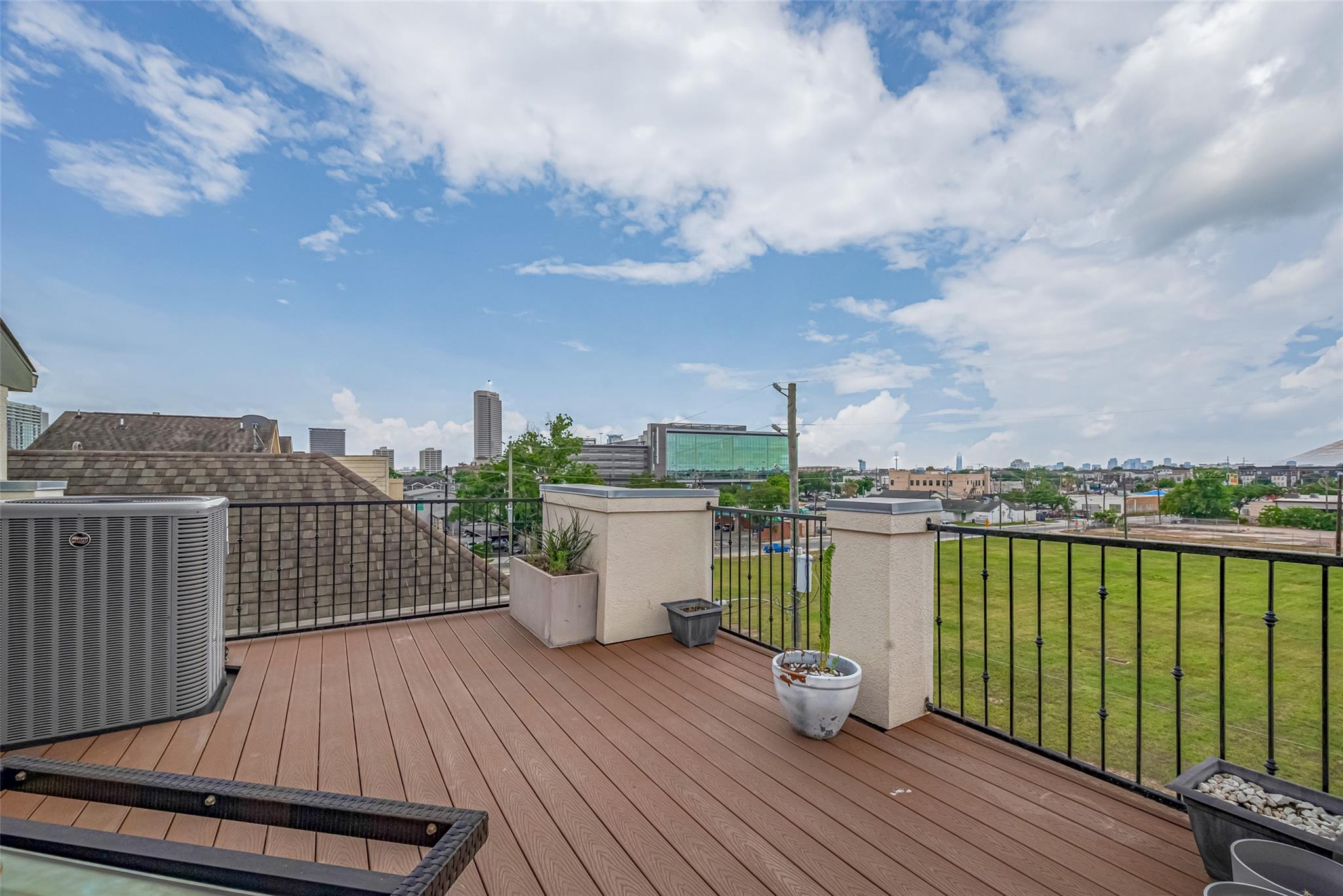 1117 Wagner St, Houston, TX 77007
