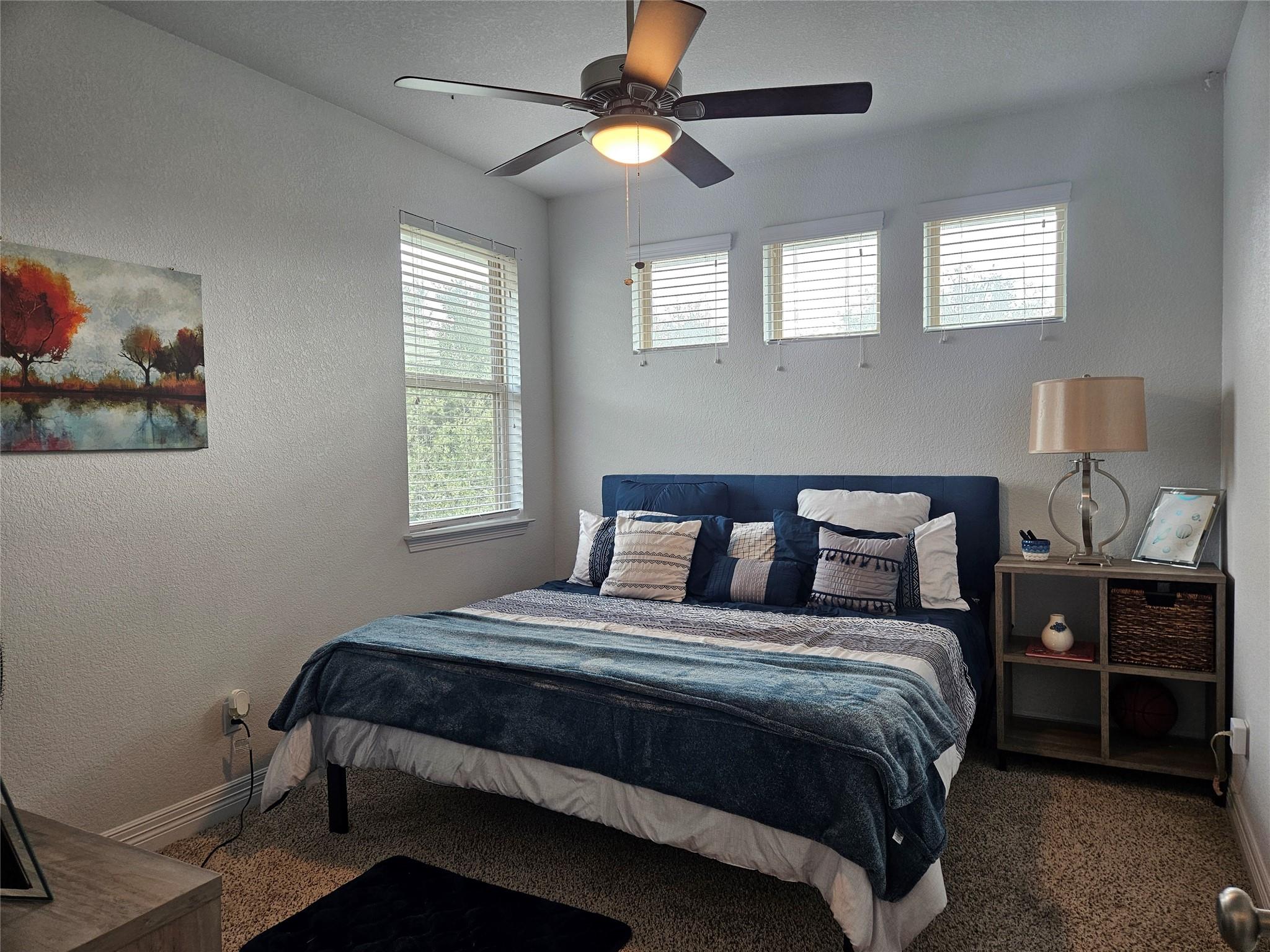 520 Smilser Ln, Leander, TX 78641