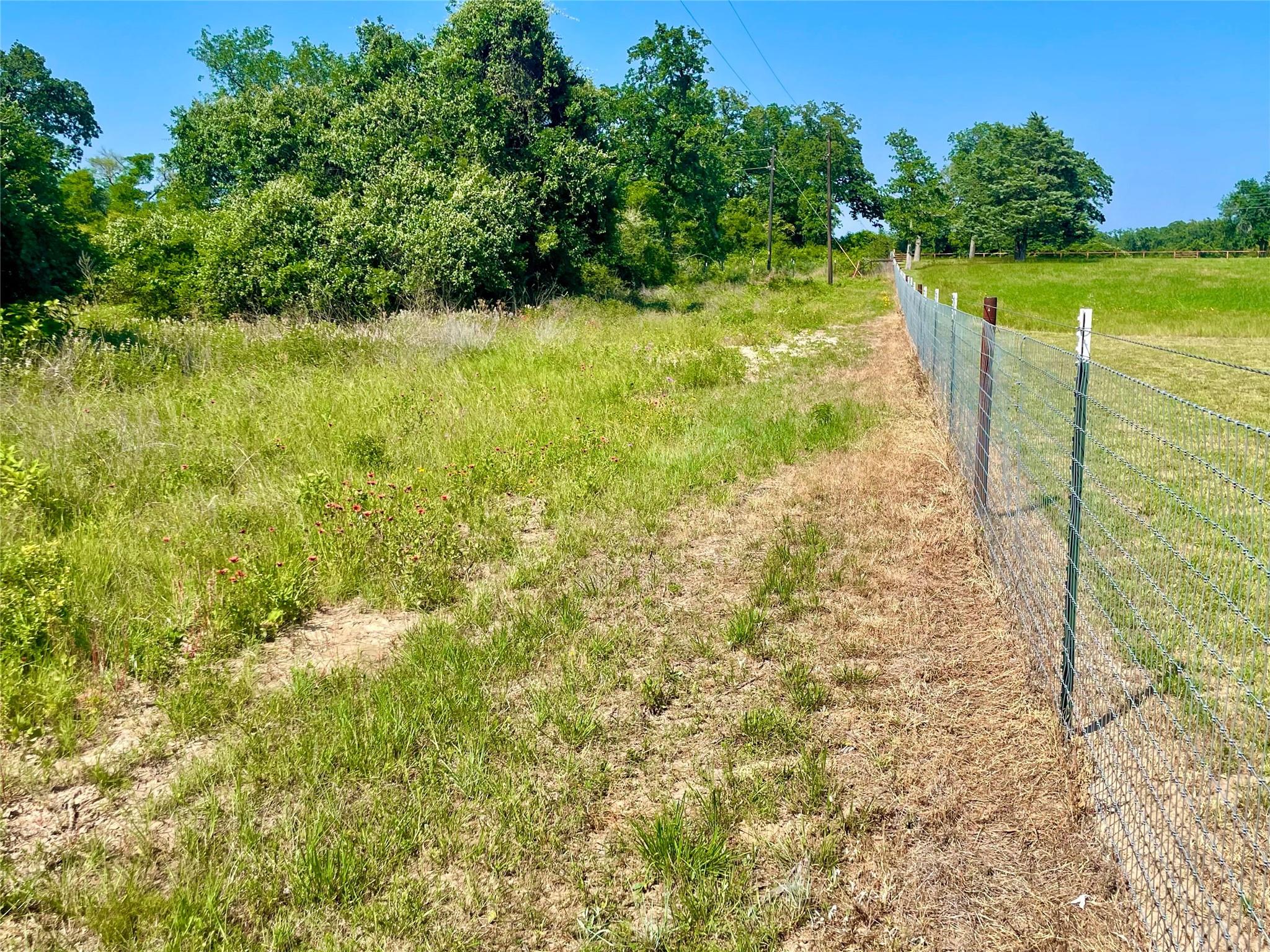 9211 Stetson Dr, Hilltop Lakes, TX 77871