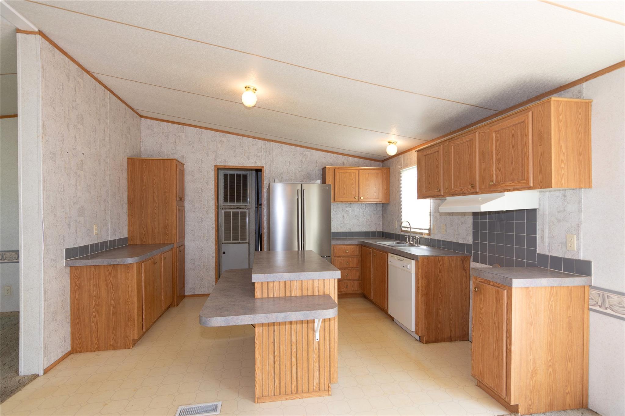 11209 (Tract 1, Bldg 2) Doyle Overton Road Rd, Del Valle, TX 78617