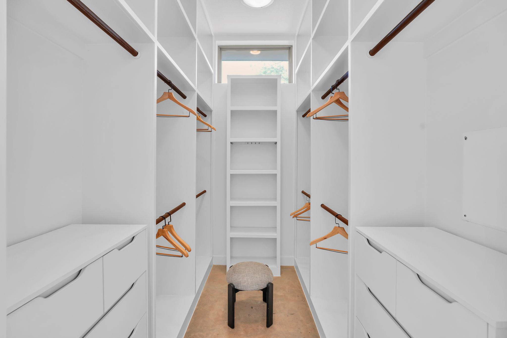 1132 Salina St, Austin, TX 78702