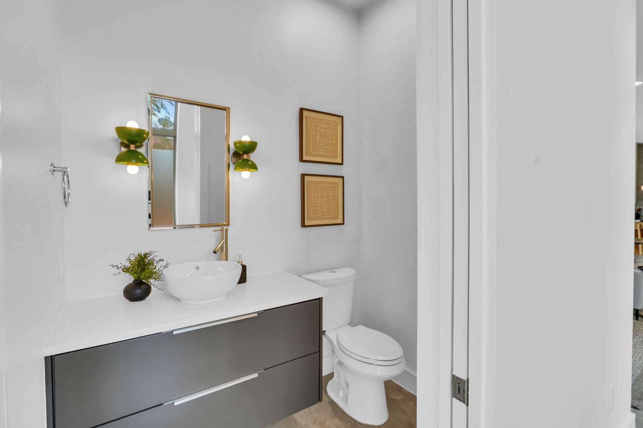 1132 Salina St, Austin, TX 78702