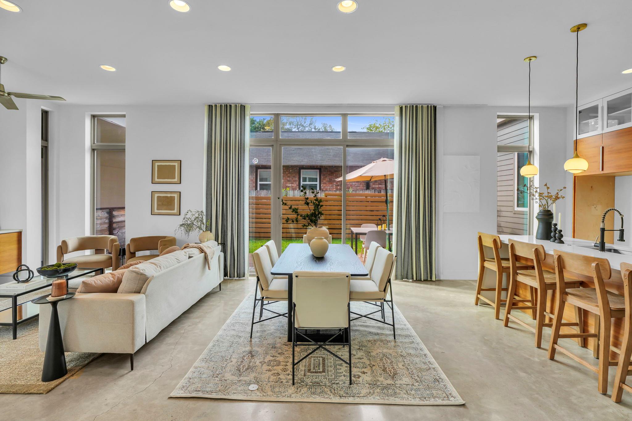 1132 Salina St, Austin, TX 78702