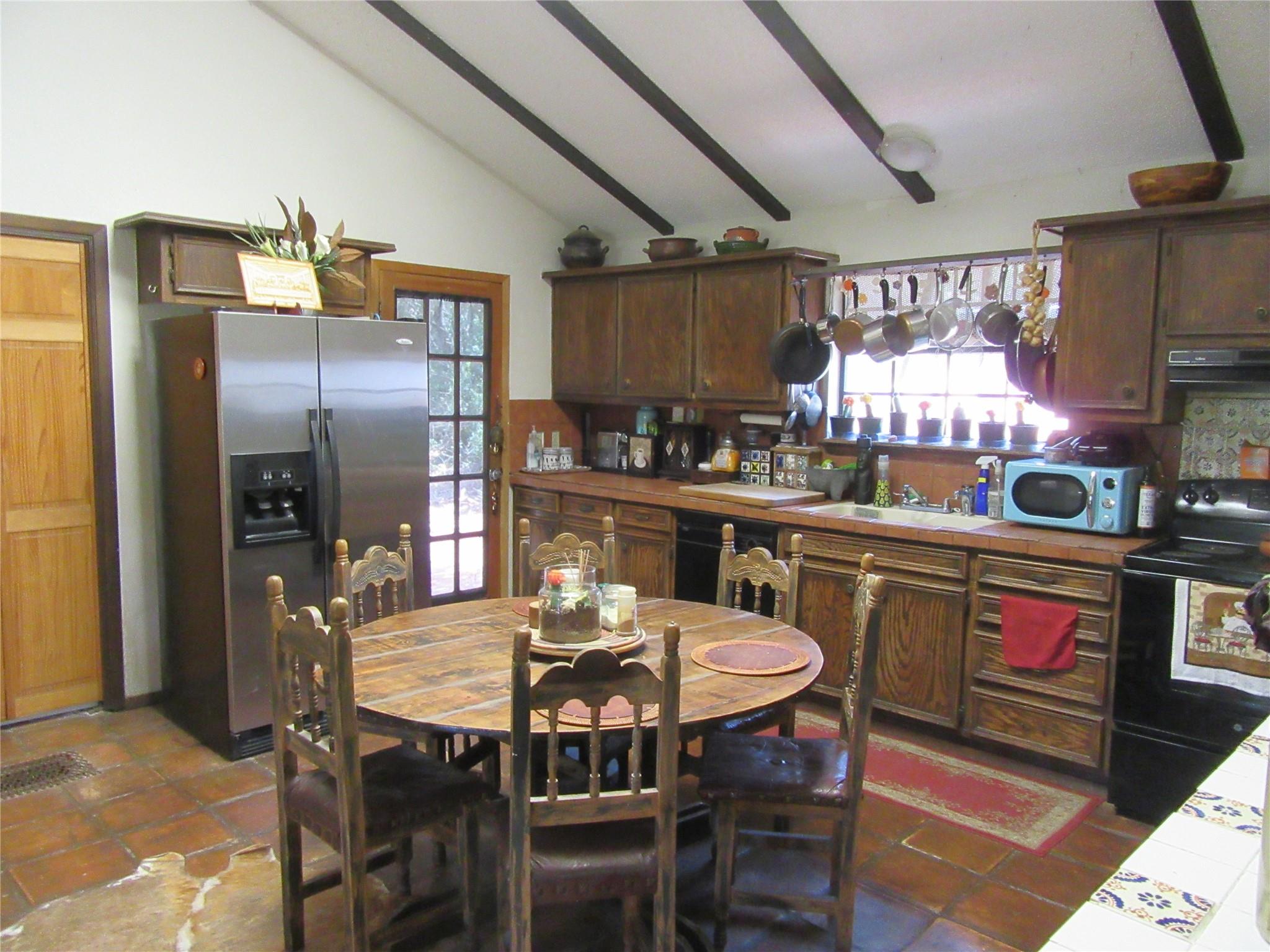 1004 Daviot Dr, Briarcliff, TX 78669