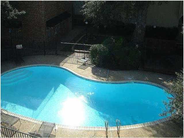 910 Duncan Ln # 20, Austin, TX 78705