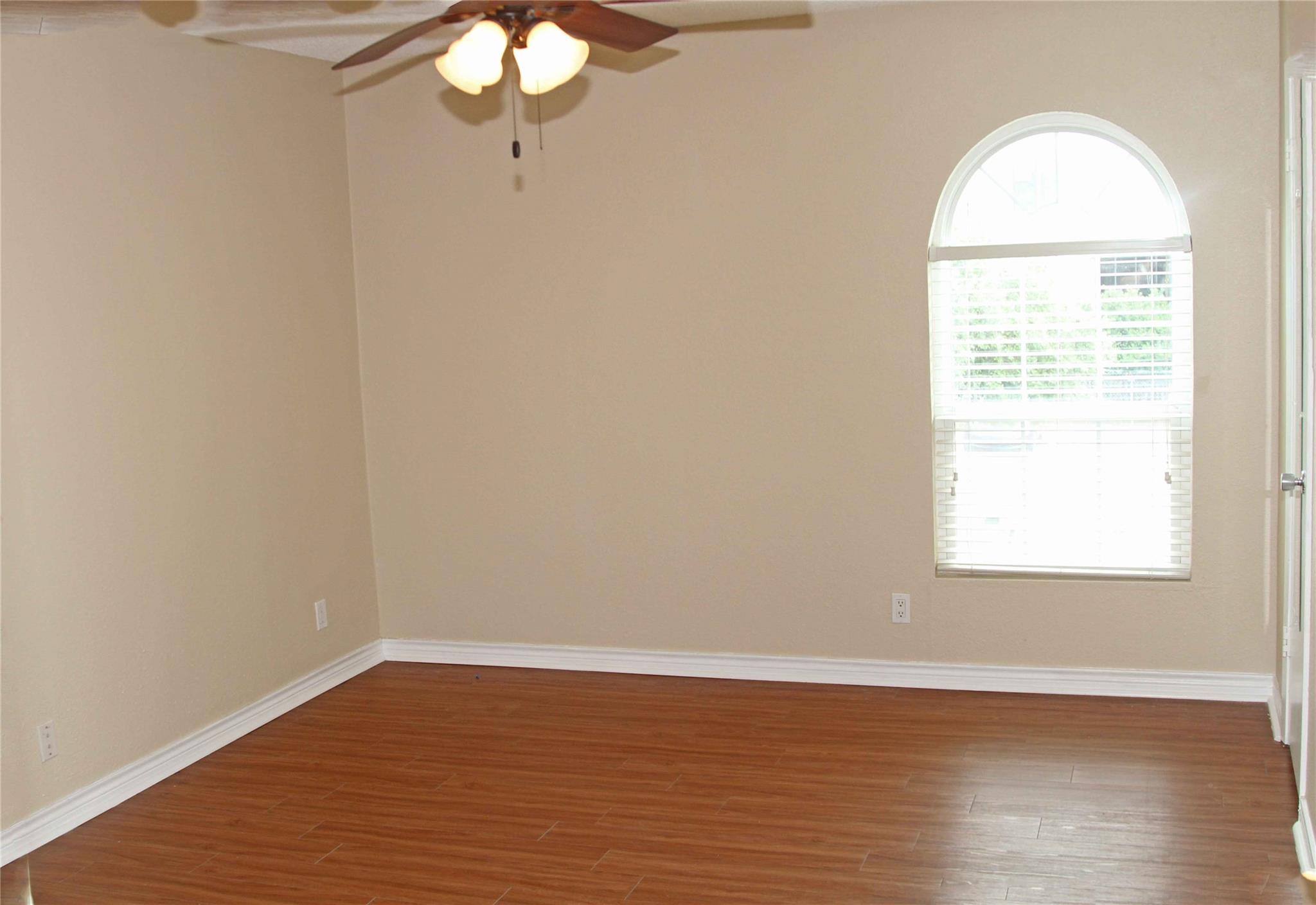 910 Duncan Ln # 20, Austin, TX 78705