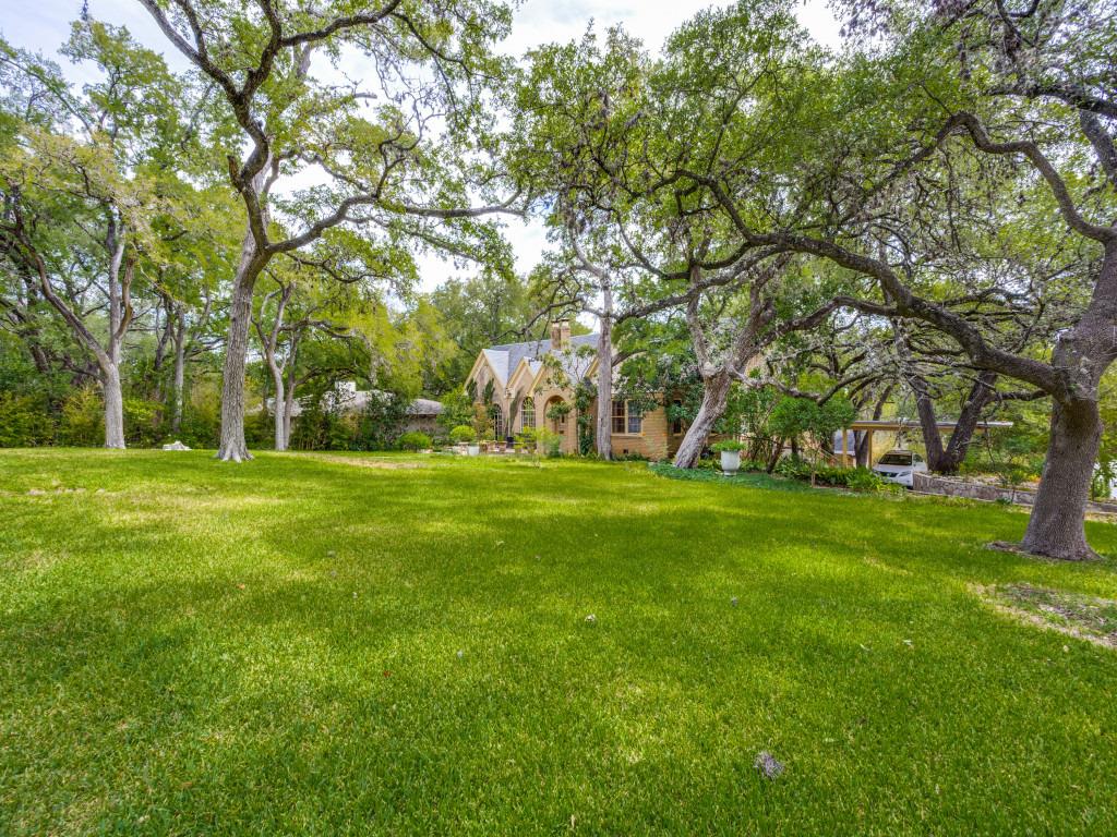 2611 Woodmont Ave, Austin, TX 78703