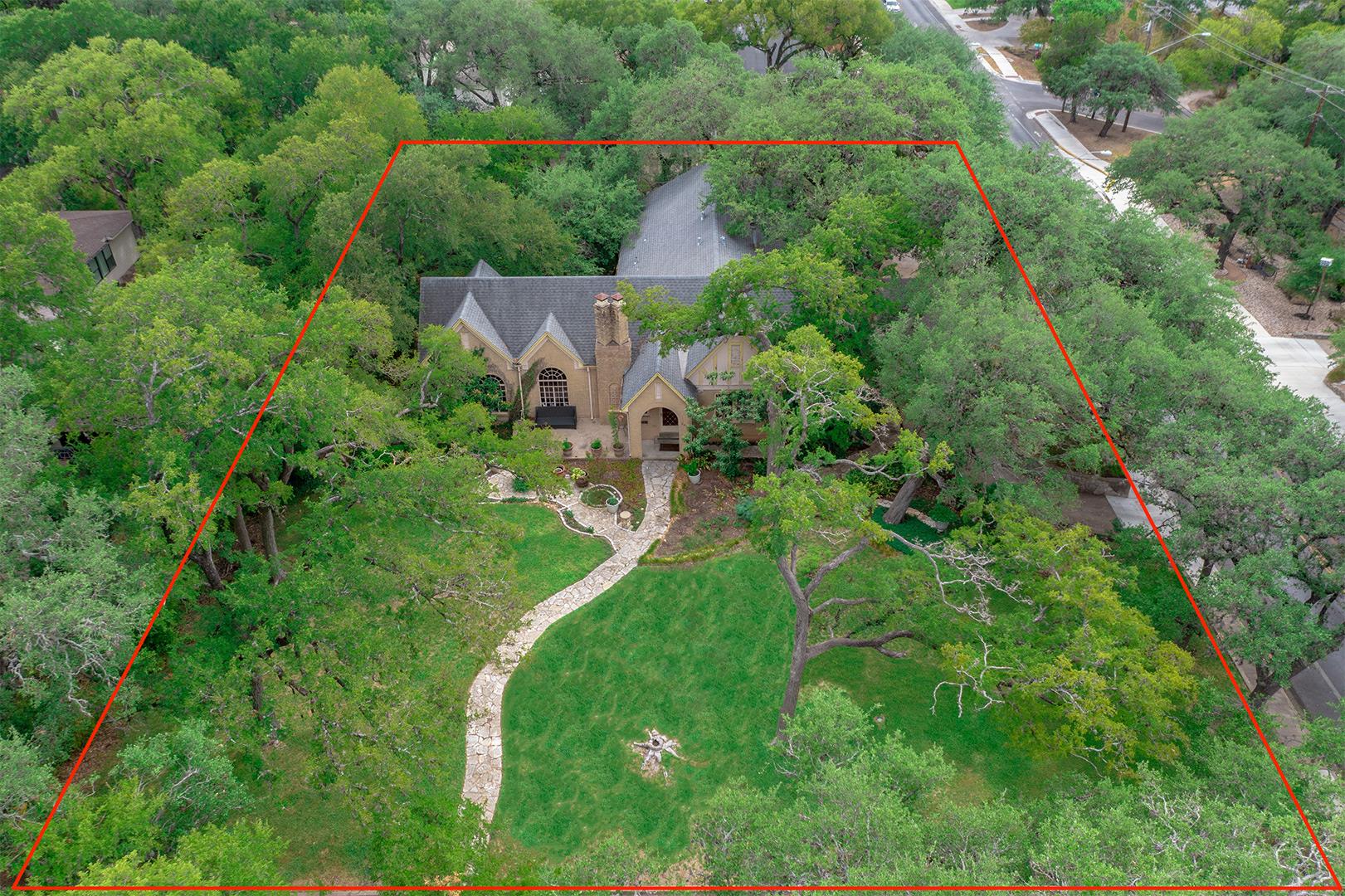 2611 Woodmont Ave, Austin, TX 78703