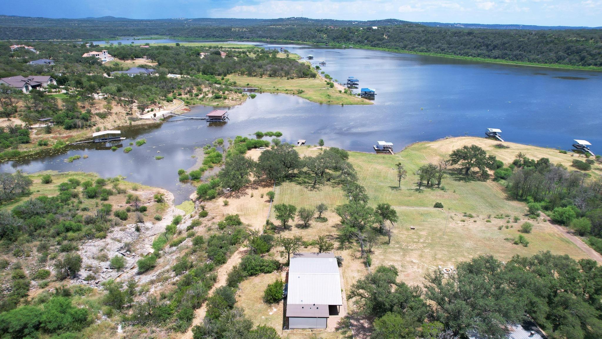 409 Lake View Dr, Spicewood, TX 78669