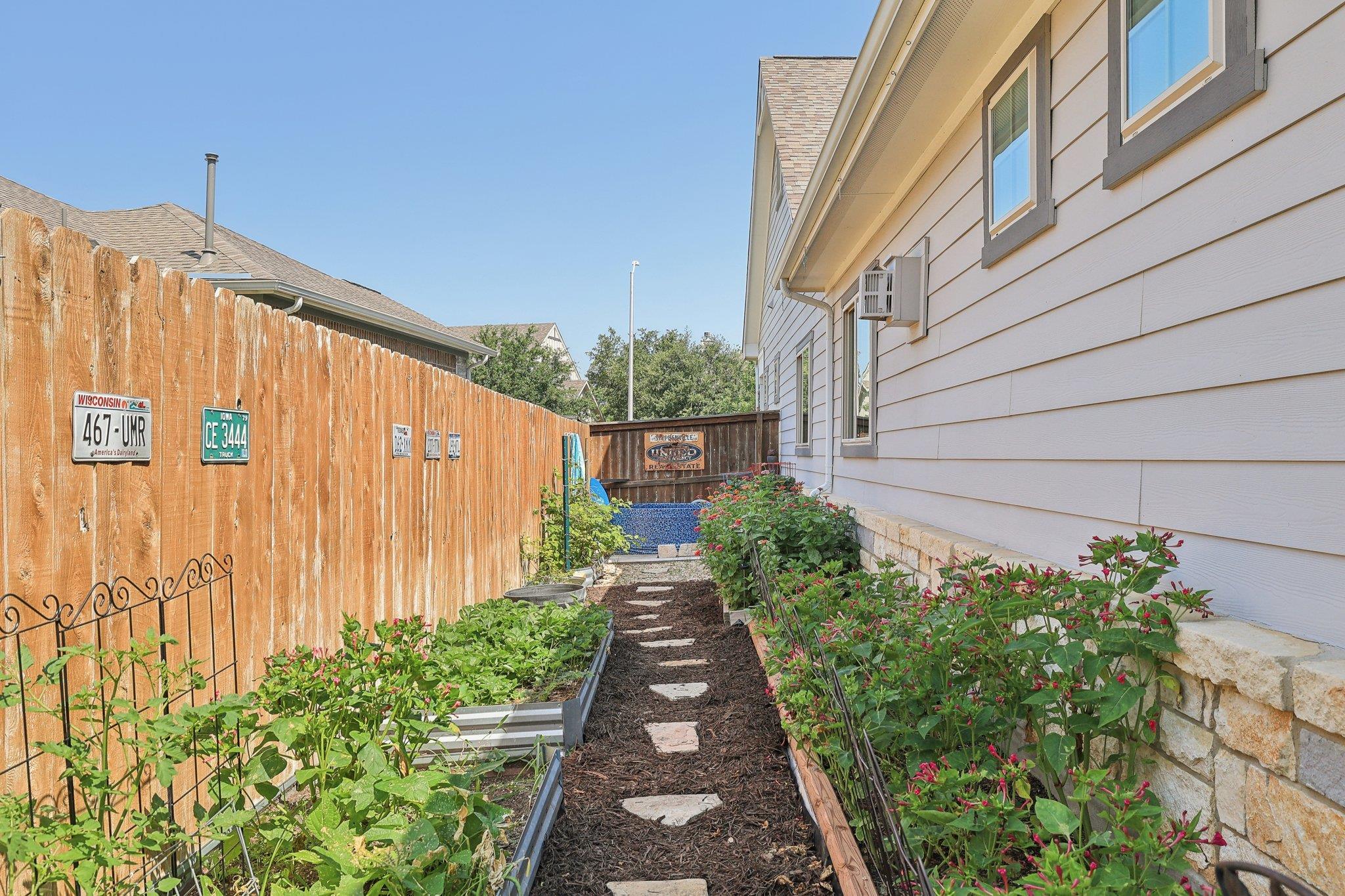 712 Germander Rd, Leander, TX 78641