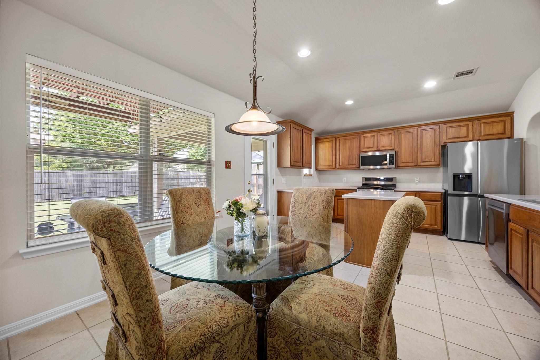 2801 Stirrup Cv, Leander, TX 78641